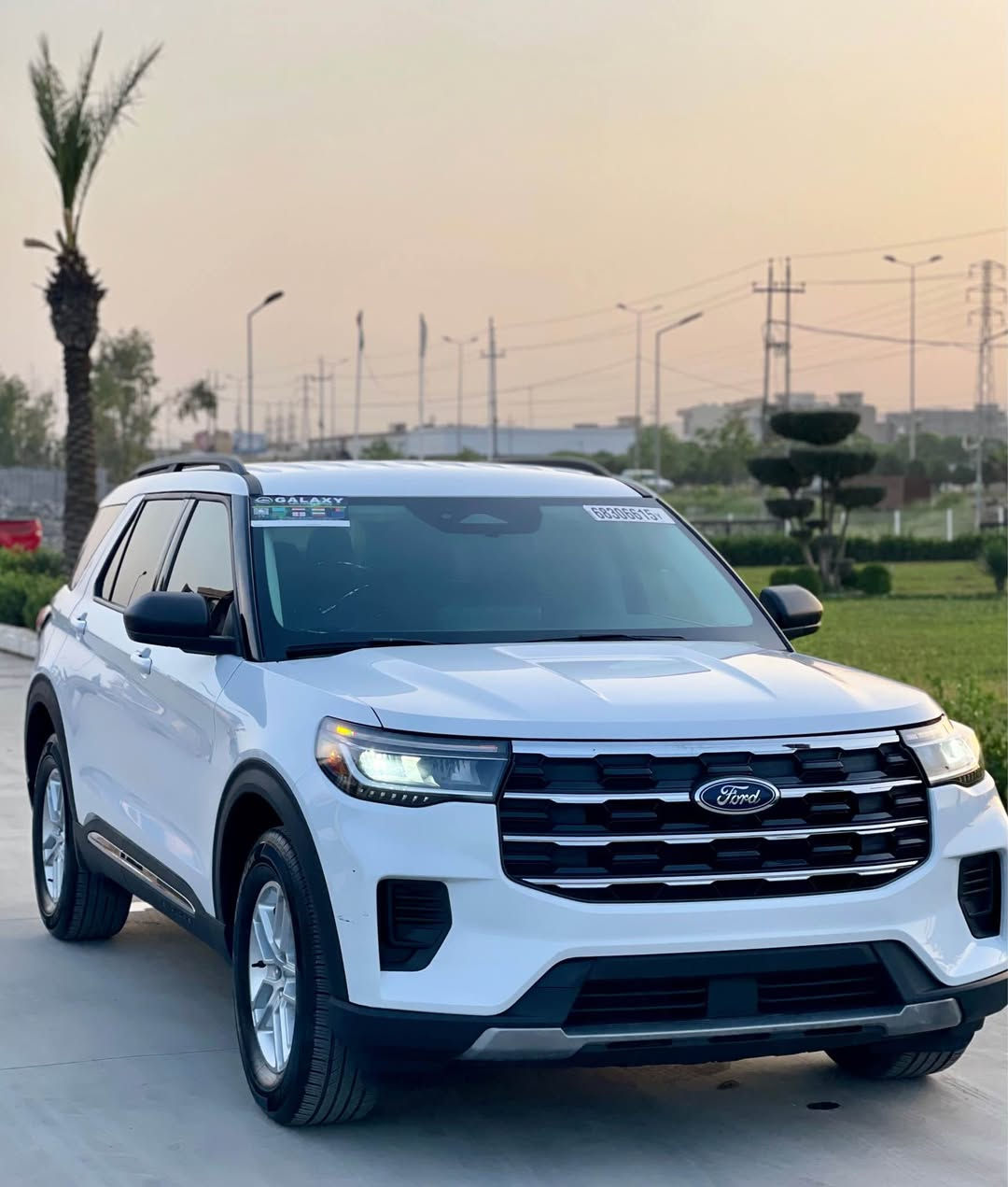 شكل نوی Ford Explorer Active  4WD
الموديل : 2025
اللون : سپی بەفری
السعر  : ۲۹٥$
۳ بەسمەی بیلادی لەگەڵە
حجم المحرك : 4 سلندر توربو(2.3L)
عداد المسافة : ٥،٠٠٠ mile
۱ پارچە بۆیاغ
بی ئیرباگ
ژمارە كاتی (۳ مانگی لەگەڵە نەشكاوە)
ژمارە شانصی: 1FMUK8DH0SGA06817

المواصفات: Active 
بصمة تشغيل
بصمة ابواب
تشغيل عن بعد (Remote Start)
صندوق شفط كهربائي 
دفع رباعي 4×4
عدد المقاعد (7) راكب
كشنات جلد
كشنات تدفئة
استيرن تدفئة
رادار أمامي(تحديد مسار)
رادار جانبي (نقاط عمياء)
رادار خلفي(تحذير من الاصطدام)
حساسات خلفية+ كاميرا
كير ماوس
اوتو هولد Auto hold
أوتو ستارت Auto start
أوتو ستوب Auto Stop
هاند بريك بصمة
تبريد مركزي 
شاشة كبيرة لمس 
‏Apple Car Play
‏Android Auto
تحكم وضعيات القيادة (Drive Modes)
مانع انزلاق+ABS
تحكمات استيرن
منافذ USB+AUX

٠۷٥۱۲٠۸۹۸٥۹
٠۷۷۸۱۹٦۲۸۱۸ رانية, السليمانية

