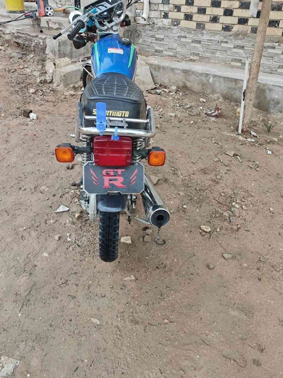 سلام عليكم للبيع دراجه اربع كير موديل 21 اوراق اوصليات 
محرك مكفول دراجه مكفوله 
***********
