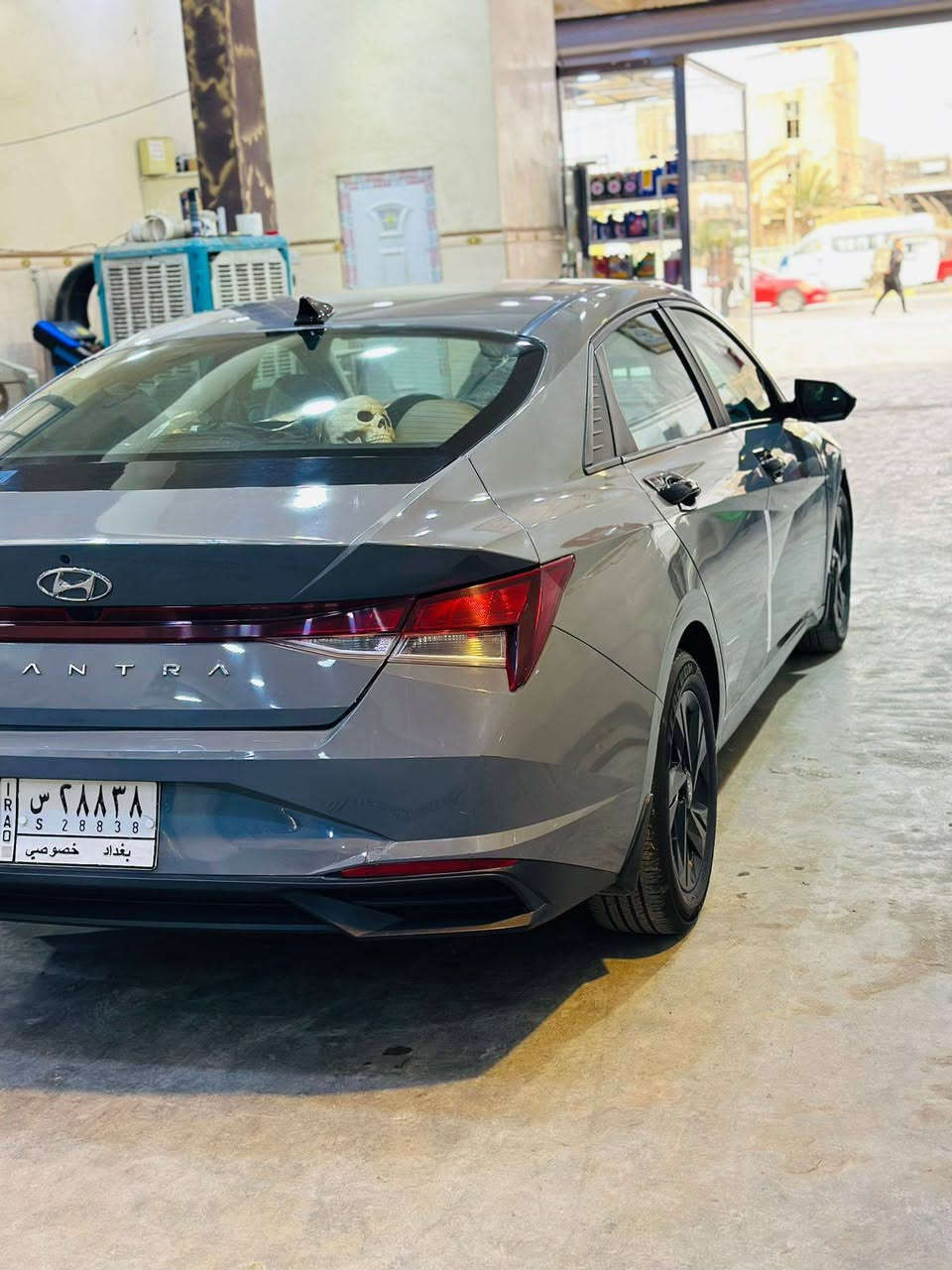 سلام عليكم اخوتي العزاز ❤️
النترا 2023 امريكي كلين 
محرك 2000 دوش 
بسمي تحويل مباشر رقم بغداد 
سنويه 2029 يله تنفذ 
ماشيه 55 ميل 
سياره ع ايد اني كصيتها 
مكفولة من الصيغ والتبديل 
واكص ومن كلشي بيها بارد قليل 
سياره جاهزه دوشمه كشنات وكاعيه وجنطه
مكاني محمودية 
***********
