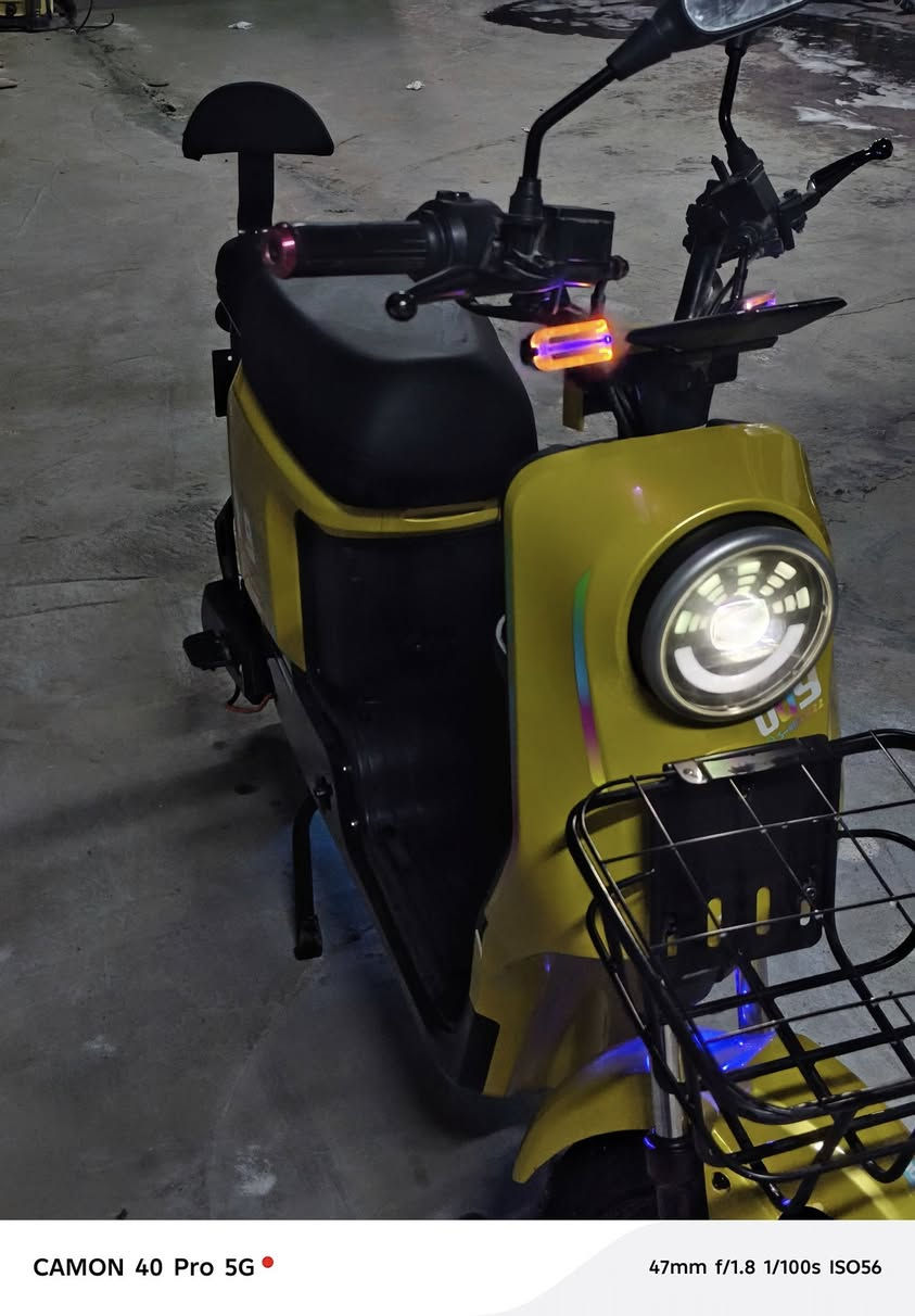 سلام عليكم درجة شحن للبيع 009 دراجة نضيف كلش خمس بطاريات ملف 2000 تمشي 60 بل ويز اشاير يمن يسار لايت اليدي شاشة بصمة تشغيل عن بعد بريكات أمي خلفي دسك الدراجة معروضة ب 400 مكاني حي الجهاد رقم التواصل ***********
