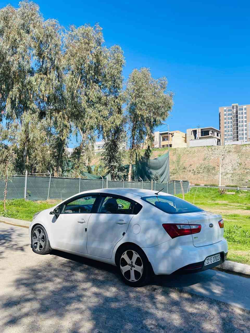 السلام عليكم 
كيا ريو 2012 
بدون صبغ بدون ضرر سنويه وهزه جديده كابون بانزين محرك وكير شرط 
للاستفسار الأتصال على الارقام غير متواجد على الفيس
***********
***********
