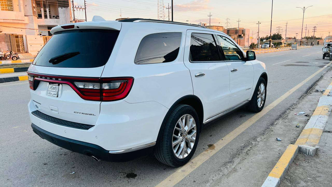 دورنكو 🇺🇸سيتادل اعلى فئة
2015 اصل دخول جديد كتاب ضباط 

فتحة / ستيرن ڪهرباء / كشنات تدفة تبريد / خزن ميموري

قيادة ذاتية / ستيرن تدفئه تبريد / جنطة كهرباء /كشنات بيجي

نضام ايكو + سبورت / غرفة vip  / شفتات ستيرن

وبعد هواي مواصفات … 

مكان ذي قار سوق الشيوخ /  تفاصيل كامله داخل الصور مع سونار

***********
