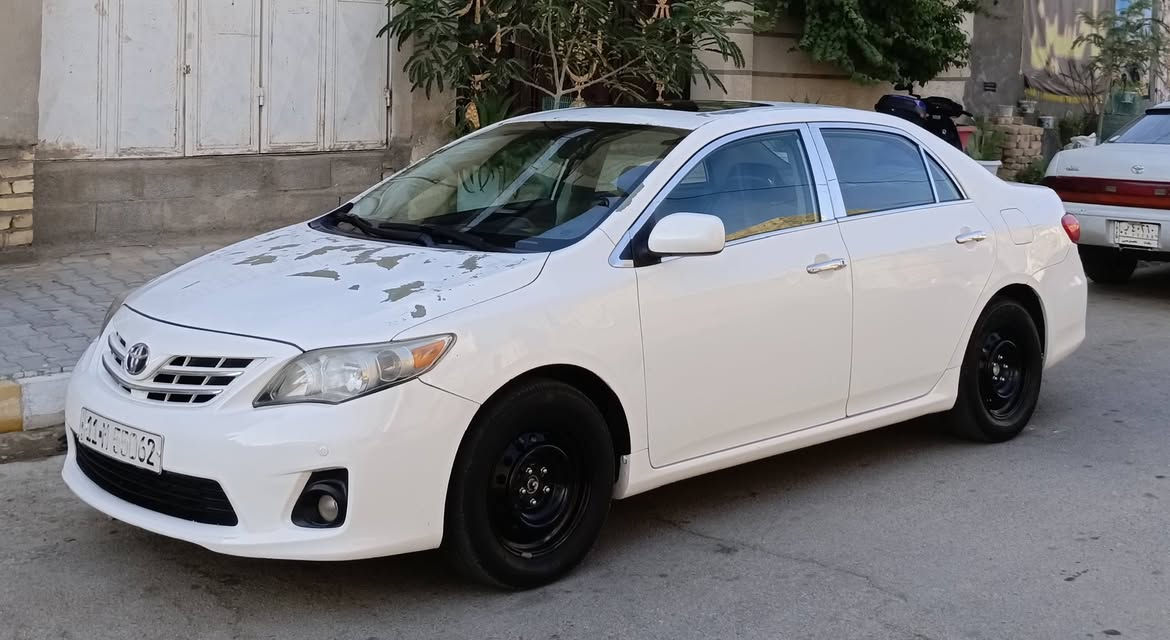سلام عليكم سياره كورولا موديل السياره 2013 وارد امريكا حادث جاملغ خلفي بدون دواخل بس صبغ باقي كفالة عامه من ضربة كص نقل جثه والوصولايات والصبغ رقم بغداد مشروع وطني سنويه جديده رقم جديد تحويل مباشر بلسم السياره جاهزة من كلشي مكان سياره واسط السياره بيه تكشير صبغ بس مكينه ولكير مكفولات تبريد شغال السياره اي نقص مابيه حداديه خلفي امامي جديده تخم تاير جديد سعر السياره 115 بيه مجال حك جيه رقم موبايل صاحب سيارة موجود بلنشر 
***********

