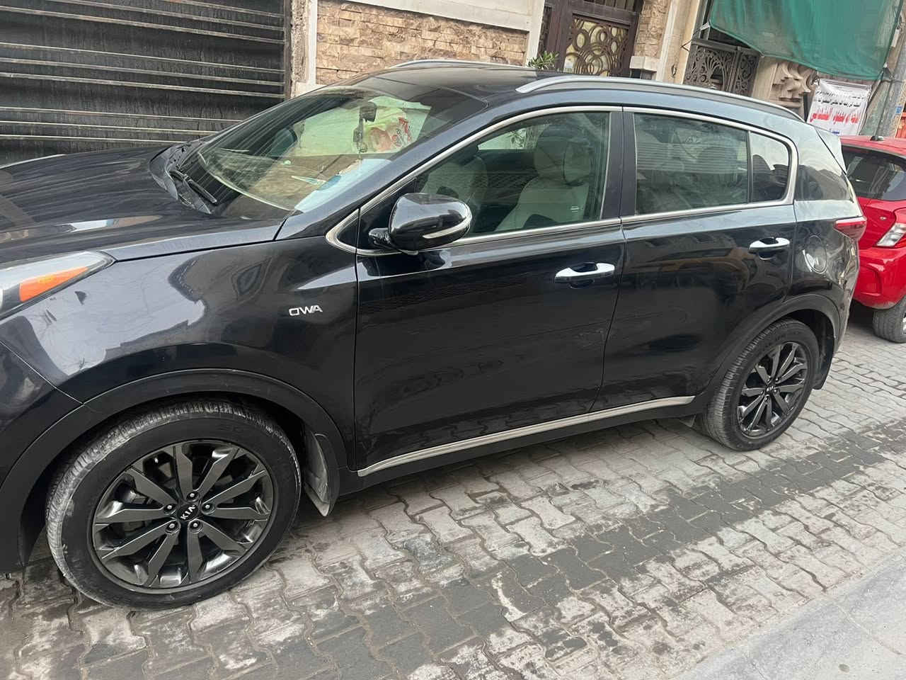 سلام عليكم  
كيا سبورتج للبيع موديل 2018
 وارد امريكي فول ماعدا البنراما
حادثها جاملغ وبنيد فقط 
مكينه 2400 
ماشيه 72
بصمة تشغيل وبصمة وابواب 
كشن جلد كهربائي تدفئة وتبريد 
الداخل نظيف

السعر ( 150وبيها مجال العنوان الاعظميه 
***********
