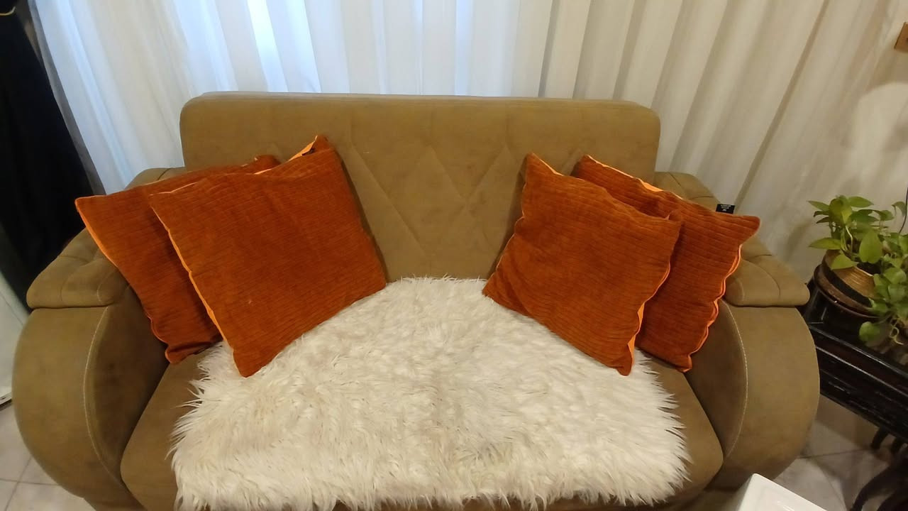 للبيع تخم مستعمل
تخم مستعمل بحالة جيدة، استعماله قليل ونظيف،  
الكمية: (مقعدين ٤ أشخاص مقعد شخصين 
ا

للاستفسار:***********
