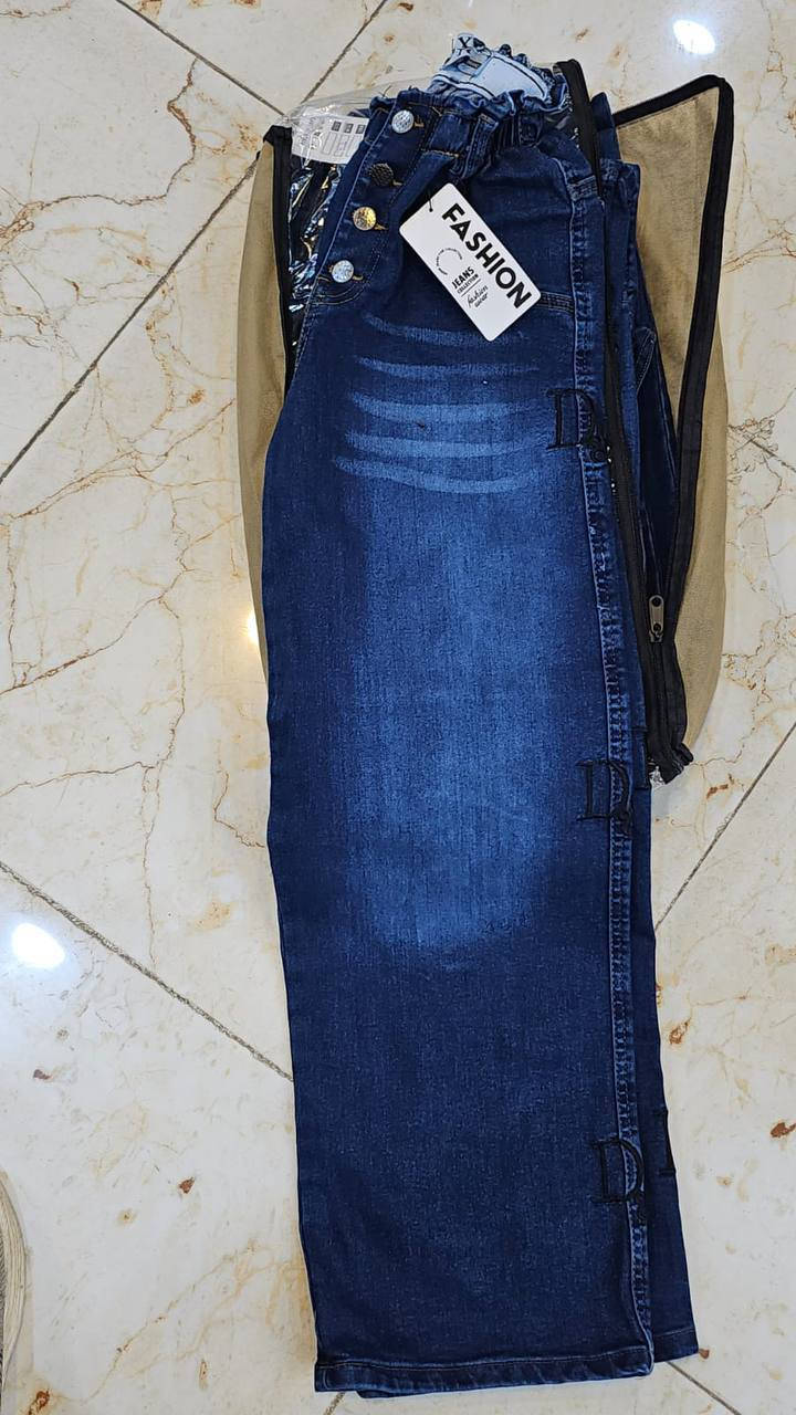 سعر الدرزن 90 ألف ✨
بنطرون كيلوت جينز كابوي 
قياسات -40-42-44-46-48-50✔️
متوفر توصيل إلى كافة المحافظات 
متوفر نظام سيريات و درازن حسب الرغبه


**إذا كنت صاحب هذا الإعلان وتريد حذفه لأي سبب، رجاءا أرسل رسالة إلى الدعم الفني**