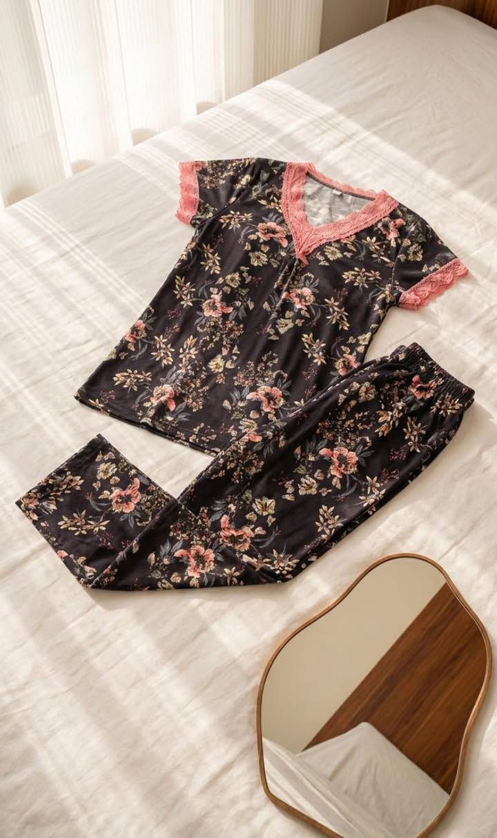 ⁨	⁨	⁨	⁩⁩⁩
تراك صيفي - مطاط اصلي درجة اولى 

كل الالوان المتوفرة 

القياسات  يلبس فري سايز

سعر قطعه 10000🔥🔥🔥

يتوفر توصيل لجميع محافظات العراق⁩ #ملابس_داخلية_نسائية #اكسبلور⁩⁩⁩⁩


**إذا كنت صاحب هذا الإعلان وتريد حذفه لأي سبب، رجاءا أرسل رسالة إلى الدعم الفني**