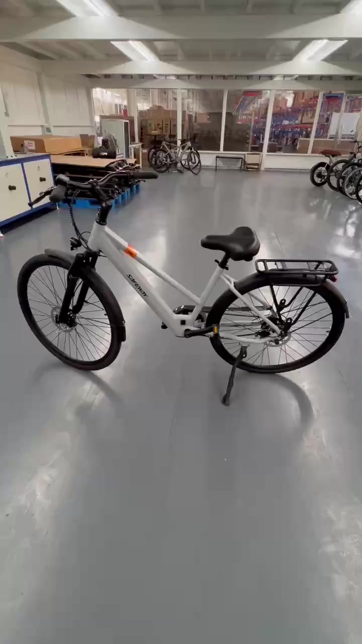 پاسکیلی کارەبای, City- Ebike
 مارکەی: Febrile
مودیل :نوی2025
حجم:28
پاتری:36 ڤۆلت، لیثیوم، 10.4 ئەمپیر، 374 وات
ماتۆر:250 ووات بروشلیس
شاشە:  LCD, حجم متوسط
مۆدی لیخورین 5 درجە، مساعد شحن.
 گیر(7) درجە شیمانو Tourney
بریکات دسک سیم کارەبایی
تایر سایز:28×45
موبایل:***********, ***********
