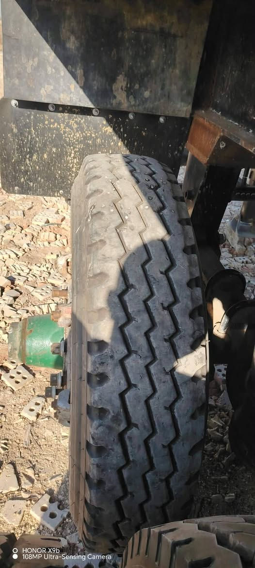 السلام عليكم 
8 زواج 24تاير+ويل
رايد مراوس بويل وتاير 22
***********
قاسم ابو سجاد
