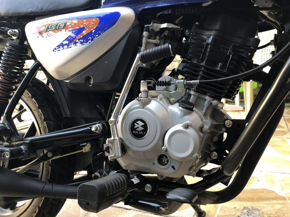 للبيع ..دراجة بوكسر ٢٠٢٤ مرقم بأسمي سكن بغداد الحرية استخدام شخصي قليل السعر٢،٧٠٠ دهن لوكومولي دراجة خير من الله صور يمك التفاصيل على هاذه الرقم***********
