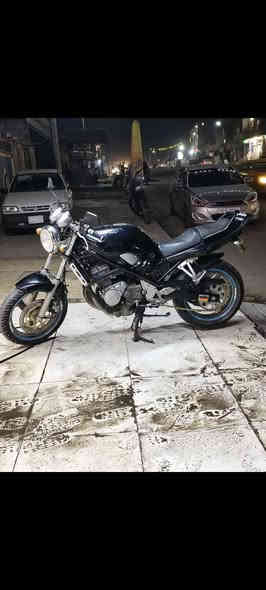 باند 250 نضافه فول مكينه وكشر السعر مليون و100 بي مجال شي قليل غير متوفر على فيس اتصل ***********
