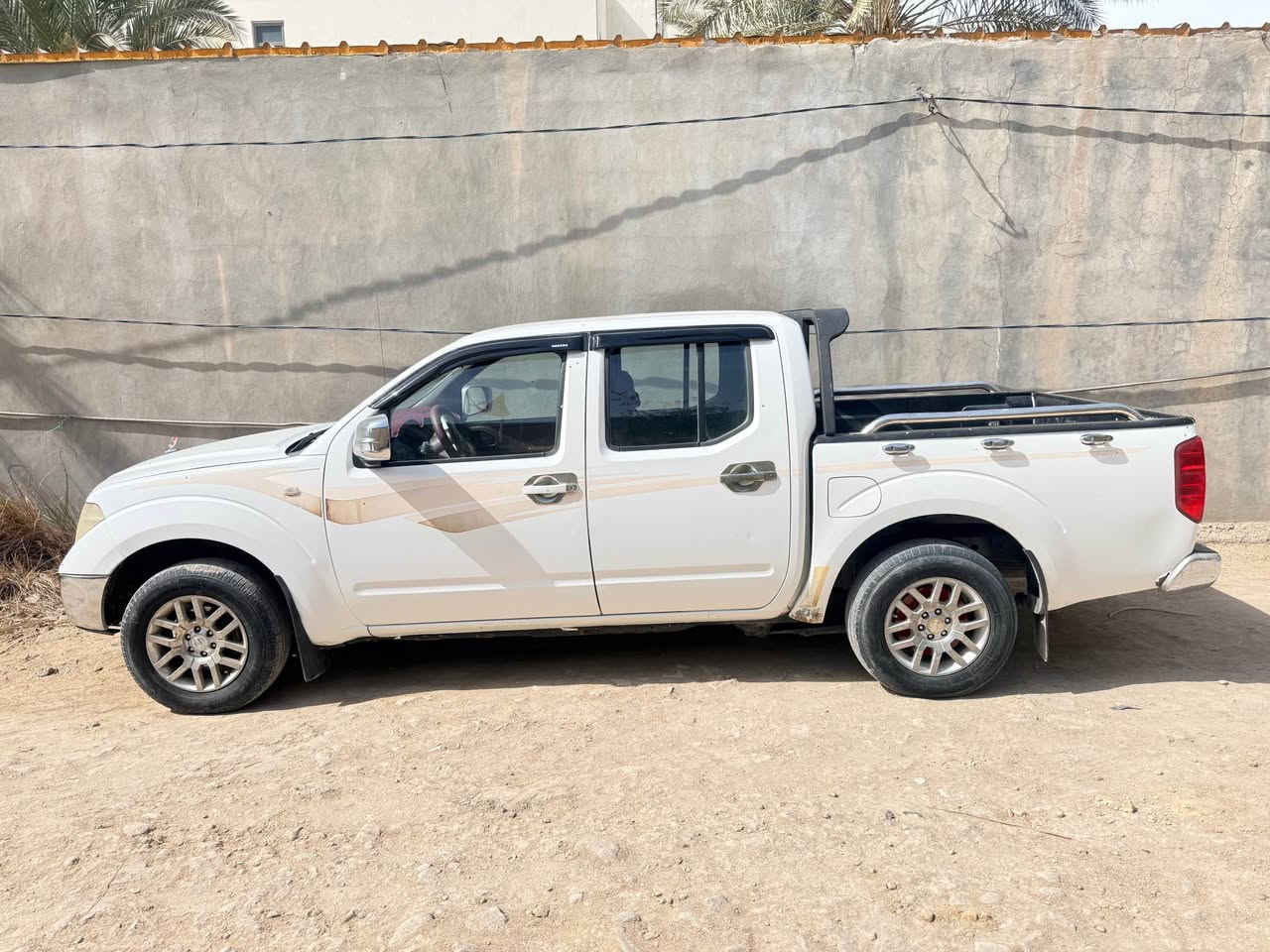 سلام عليكم نيسان نيفارا موديل 2010رقم أربيل السياره كفاله ما نقصها اي شي  محرك وًكير فيفتي مكان السياره دوانيه  السعر 80للتواصل *********** ديوانية, القادسية
