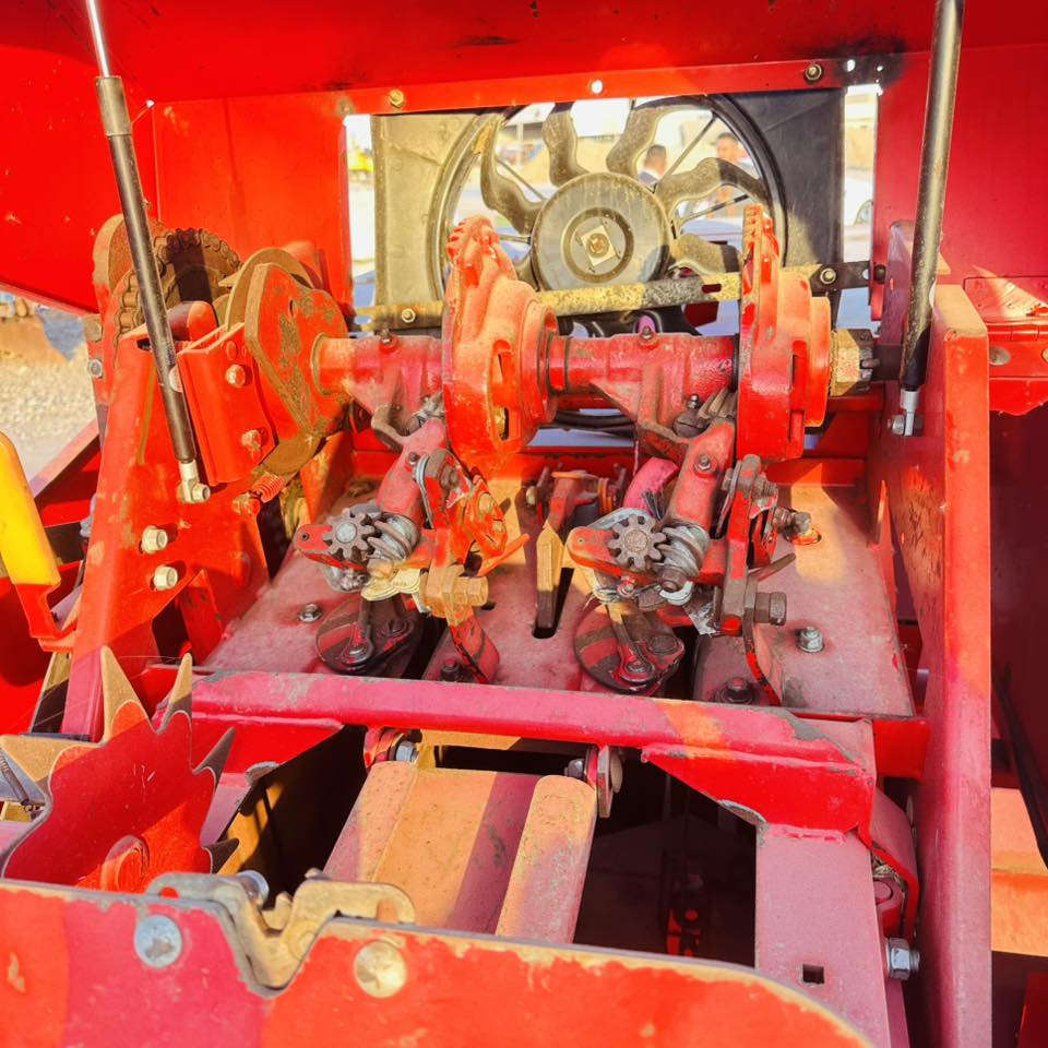 للبيع كابسه فوكسن موديل 2016مكفوله للتصال***********/***********
