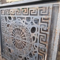 شباك حديد • مستعمل نضيف • ١٫٥م×١٫٥م