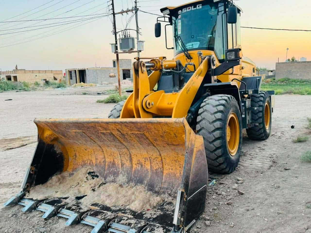 سلام عليكم
شفل  للبيع.... موديل... 2023
شفل SDLG آل جي 
نوع حجري حجم ٩٣٦
شركه درب البحار 
فول مواصفات
مرقم انكليزي المكينه
 خير من الله مشتغله 4000ساعه
المكان ذي قار....
الاستفسار........
ع رقم  ***********
