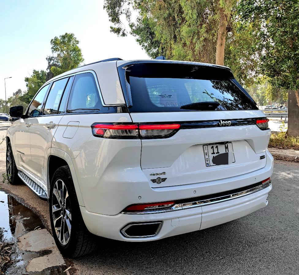 سلام عليكم .....اخوان عندي اوفرلاند 2023 خليجي وكالة هالم لون ابيض رقم بغداد بأسمي ماشيه 28 الف السياره مكفوله من الضرر والصبغ 
بيه فقط بارد جدا بسيط بالجاملغ الخلفي 
طبعا السياره فول مواصفات وسعرها 45300$ 
واي استفسار هذا رقمي ***********
مواصفاته 
محرك 6 سلندر 36000
جكات
ناظور ليلي  
داتا شو 
خمس كامرات
3 شاشات 
بانوراما 
مساج بالكشنات 
رادار امامي 
رادارات جانبية 
سستم صوت 
باب خلفي كهرباء 
كشنات جلد لون احمر 
تدفئه وتبريد بالكشنات 
فورويل 
خمسه راكب بغداد, العراق
