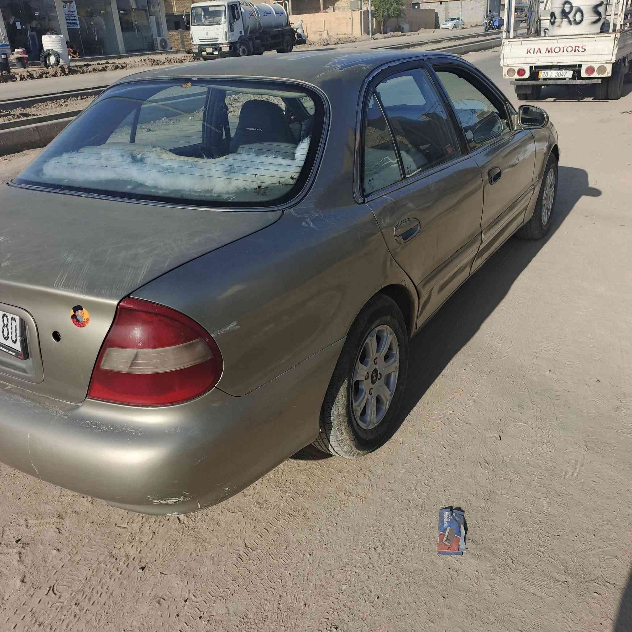 السلام عليكم
سوناتا للبيع موديل 2000
محرك جديد كير شرط حداديه
تخم تاير جديد  كهربائيات شغالة
مكفولة من العيب الشرعي 
رقم بغداد إنكليزي السنوية  28
العنوان ذي قار  الناصرية مركز 
السعر 42  بيها مجال قليل 
الاستفسار اتصال ***********

