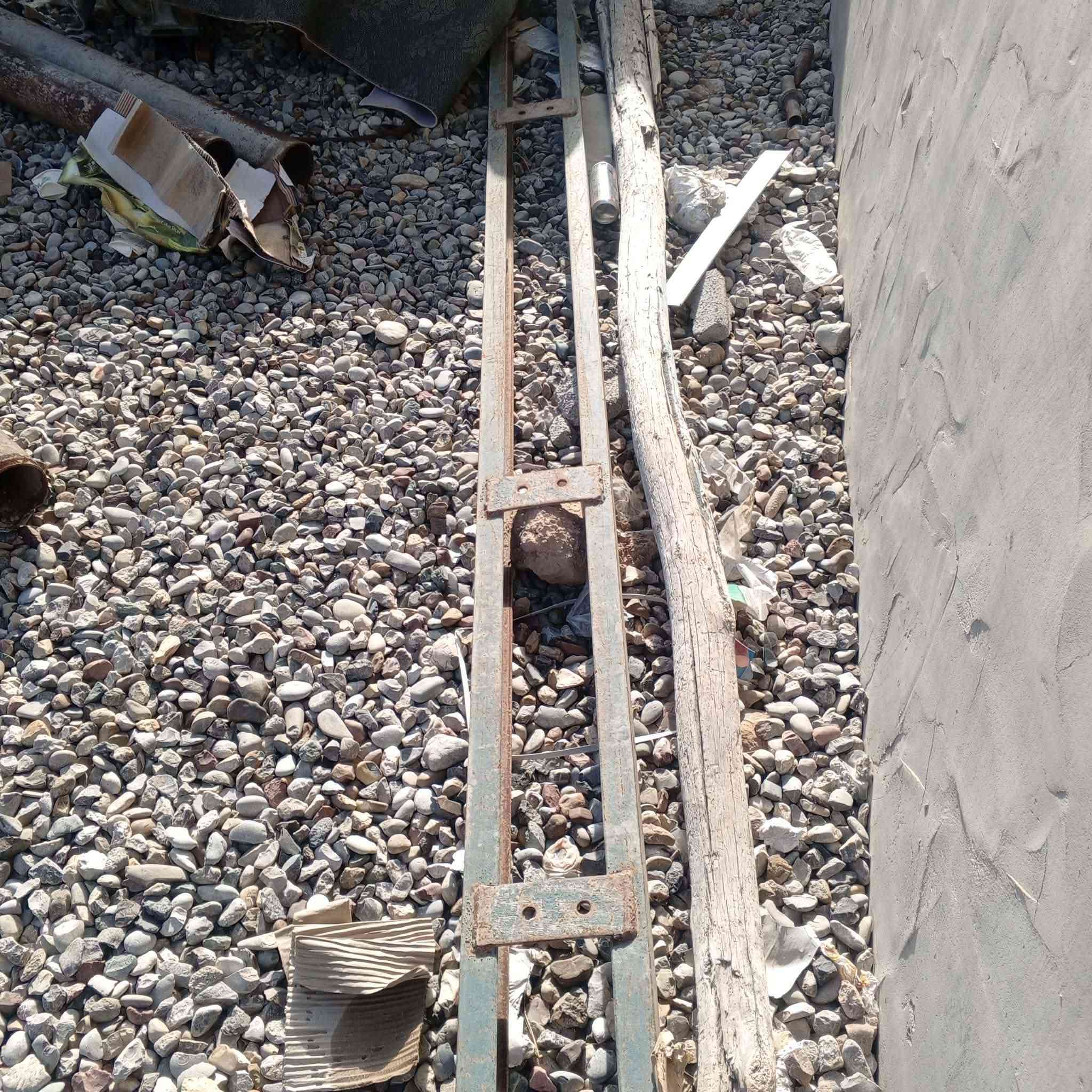 سلام عليكم ونج للبيع كامل مابي اي نقص مكاني ديالى منصورية الجبل الاستفسار ***********
