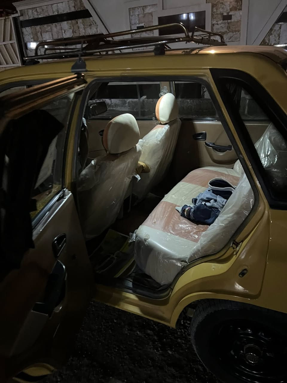 سلام عليكم سايبه موديل 2013
مكينه جديده قبل شهر شاده السياره مصبوقه حزام
مصفره من كلشي تستلم صافي السياره بسمي السنويه 2030
تايرات جدد جدد وياله جدد جامه جديده البارحه شديته 
تدفئه تبريد فول السعر 35 وبيها مجال قليل 
***********
0784 5286113 بيهن واتساب
