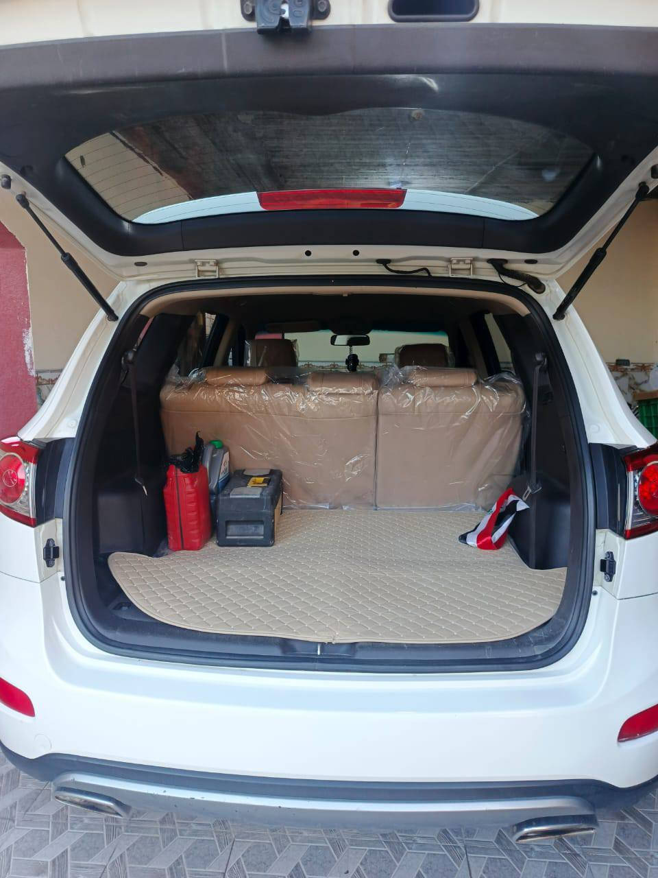 السلام عليكم سنتافي موديل ١٢ كفالة ظربة وصبغ وتبديل ماشية ١٣٧ الف خليجي ٦ سلندر ٧ راكب كير محرك حدادة تخم تاير تبريد دواخل كلها جديدة بيه بارد فقط بيع او امراوس  العنوان بصرة شط العرب الصالحية *********** السعر ١٦٥ وبيه مجال البصرة, العراق
