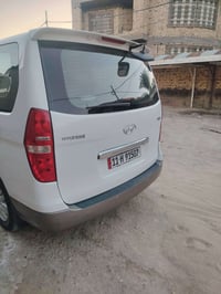 من رخصة مدير الكروب ستاركس مفتوح موديل ١٨ رقم بغداد محرك على شرط منظوم...
