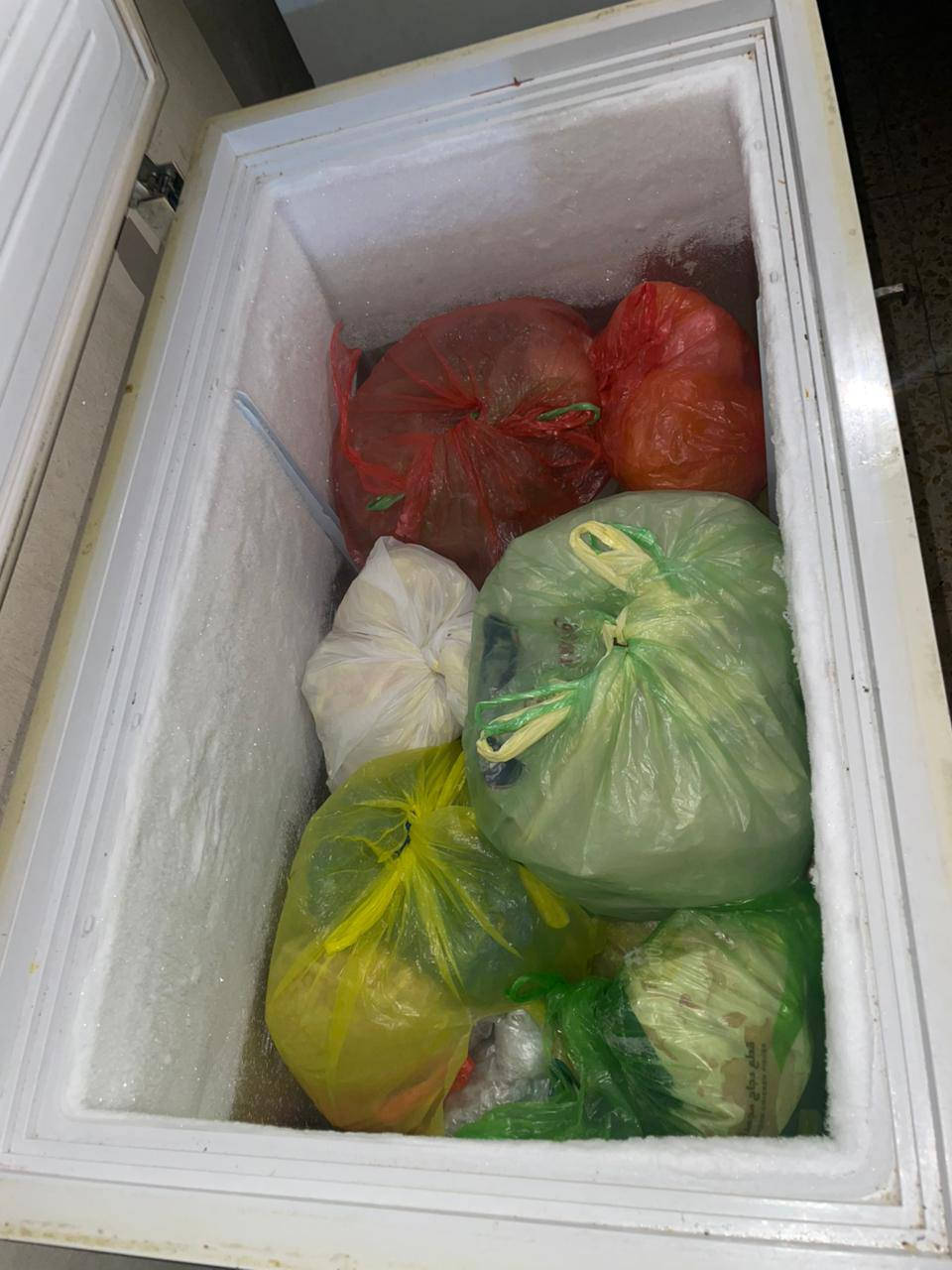 مجمده للبيع السعر ١٠٠ فقط
عنوان حي العدل بغداد تواصل على الرقم فقط
‏‪***********‬‏
