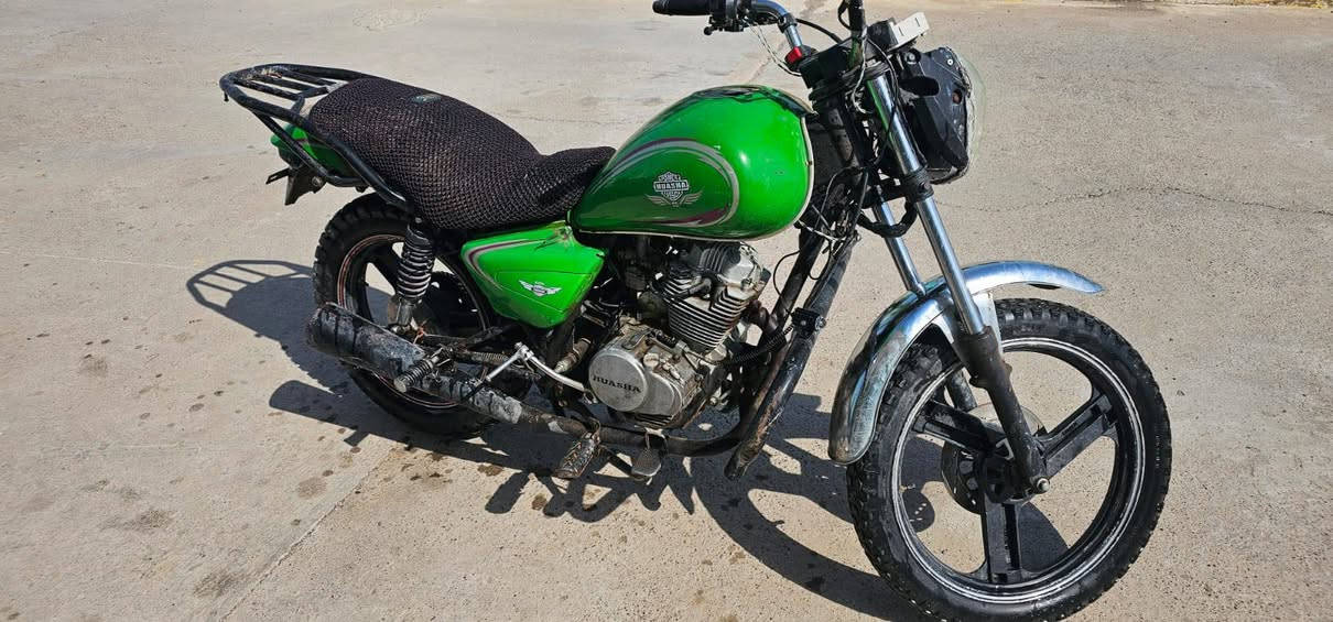 ماطور نوع ( هيوشه)  2013 محركه جديد شرط السعر 300 وبي مجال ***********
