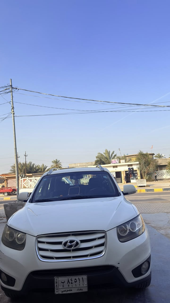 سنتتافي 2011 خليجي محرك 6 سلندر 7 راكب 3 قطع تبريد فتحة بصمة كشن تحكم السيارة ما ناقصها شي بيها طخة بسيطة بالجنطة سونارها موجود رقمها بغداد بأسمي تحويل ثاني يوم مكانها ديالى سعرها 165$ وبيها مجال 
***********
