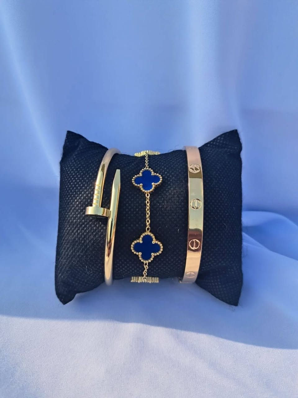 ✨ باوەڕ ناکەم لەم سێتە دەستبەندانە جوانتر هەبێت! 💎شیک، کوالێتی بەرز و سەرنجڕاکێش. 🙈


**إذا كنت صاحب هذا الإعلان وتريد حذفه لأي سبب، رجاءا أرسل رسالة إلى الدعم الفني**