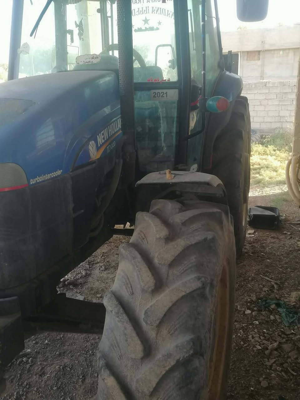 مكينه نيوهولند جاهزه من كلشي بسعر مناسب المكان ديالى الخالص مكلف بل نشر رقم صاحب المكينه ***********
