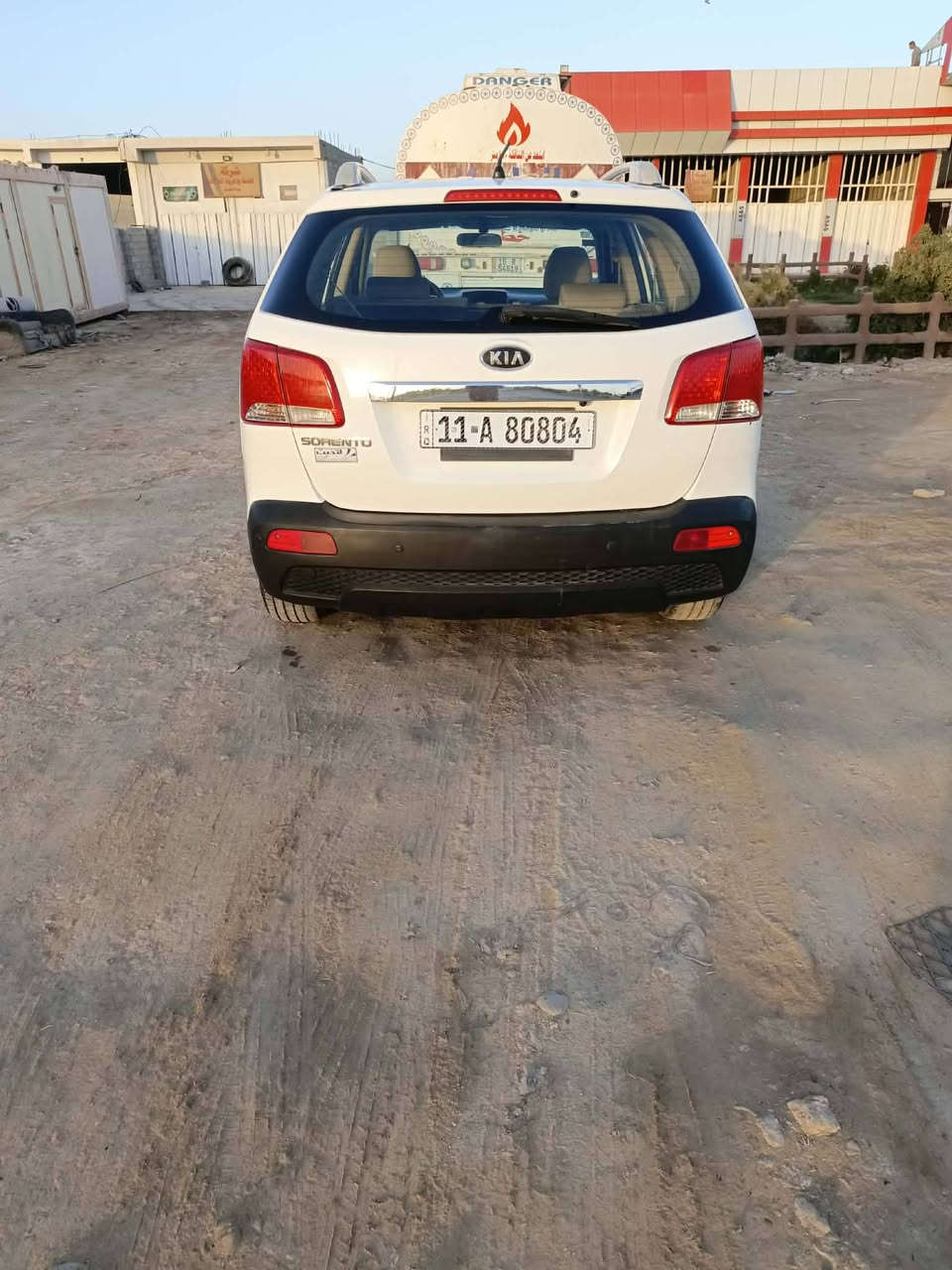 سورنتو ٢٠١١ خليجي كفاله خليجي مكينه ٤ السياره موضحه بلصوره والسونار مرفق السعر ١٥٠ عنوان واسط العزيزية ***********
