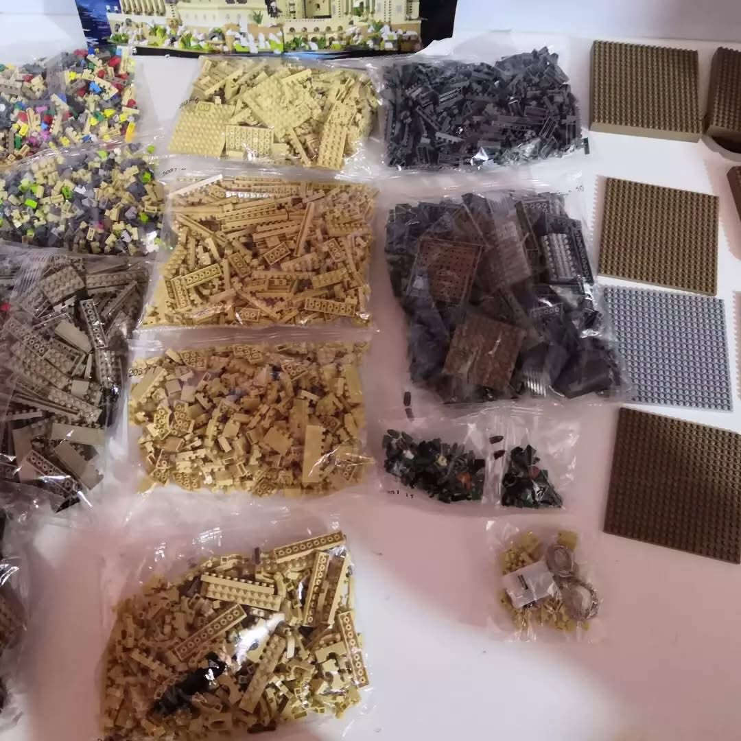 ميني ليكو كوبي قلعة هوغورتس من فلم هاري بوتر جديد كبس شركة
عدد القطع ما يقارب 3000 قطعة
السعر 25 
متوفر توصيل داخل وخارج السماوة و لكل المحافظات


**إذا كنت صاحب هذا الإعلان وتريد حذفه لأي سبب، رجاءا أرسل رسالة إلى الدعم الفني**
