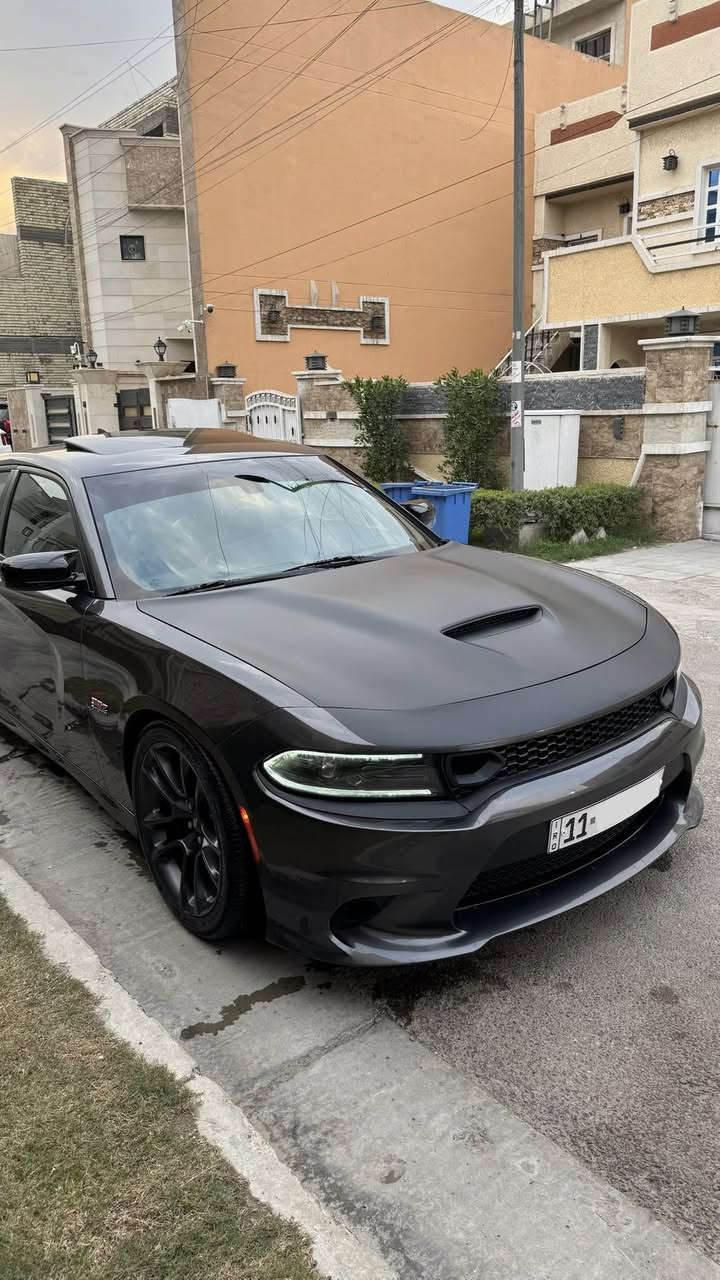 السلام عليكم 
المميزة للبيع🔥
جارجر سكات باك موديل 2022 محرك 6400 اصل وبالسنوية فول فول مواصفات اعلى شي بالدوج عدى الرادار الامامي شنو ابالك بيها 
للبيع او المراوس بشي اقل جارجر او اوباما او كامري 
  السيارة سلايد فتحة ، كشنات كنتارا وتدفئة وتبريد وخزن مقاعد ، ونقاط عمياء عدى الرادار الامامي 
السيارة ماشية 30 الف وبالعراق ماشية تقريبا 13
…………………………………………………………………………
السيارة جديدة جدا ومابيها نقص اي برغي وجاهزة على اخر حباية 
السيارة بيها قطعتين صبغ فقط (بدون شواصي) جاملغ وبنيد وبيها بارد بسيط 
……….
السيارة مزودة
عليها منظومة ميثانول جديدة AEM STAGE 3 جديدة
وعليها داون بايب vortex يم علي الوادي 
وعليها زرع بوابات اكزوز وslp ودبات سود كلهم يم علي الوادي
وحلوك اكزوز 5 انج
ومنظومة لايت led 
بلكات ريسنك 
وهواية امور نسيت اذكرهن 
وعليها ادامة كاملة من كل شي
السيارة مبرمجة برمجة سيفتي ومفتوح عقلها فتح رسمي يم مصطفى ايكل 🦅 والسيارة صاروخ وكاملة من كل شي 
سنوية جديدة وباسمي وهزة جديدة تحويل ثاني يوم
لتفاصيل اكثر رقم التواصل *********** موجود اتصال وواتساب ومكان السيارة بغداد
