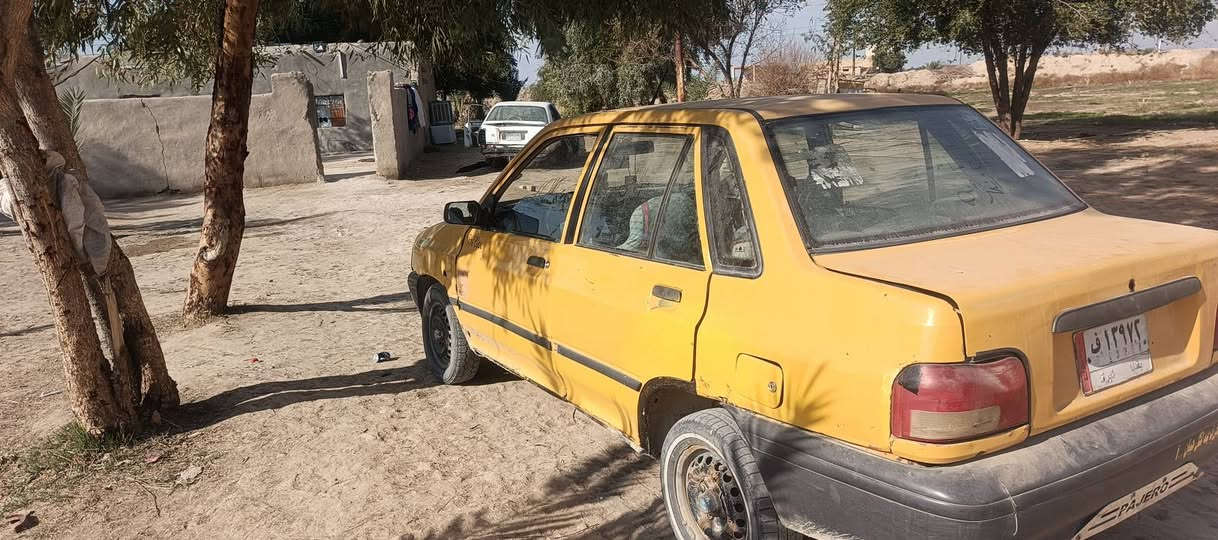 سلام عليكم سياره سايبه لبيع موديل 10رقم ألماني مكان سياره ديوانيه سعر15 رقم الهاتف ***********
