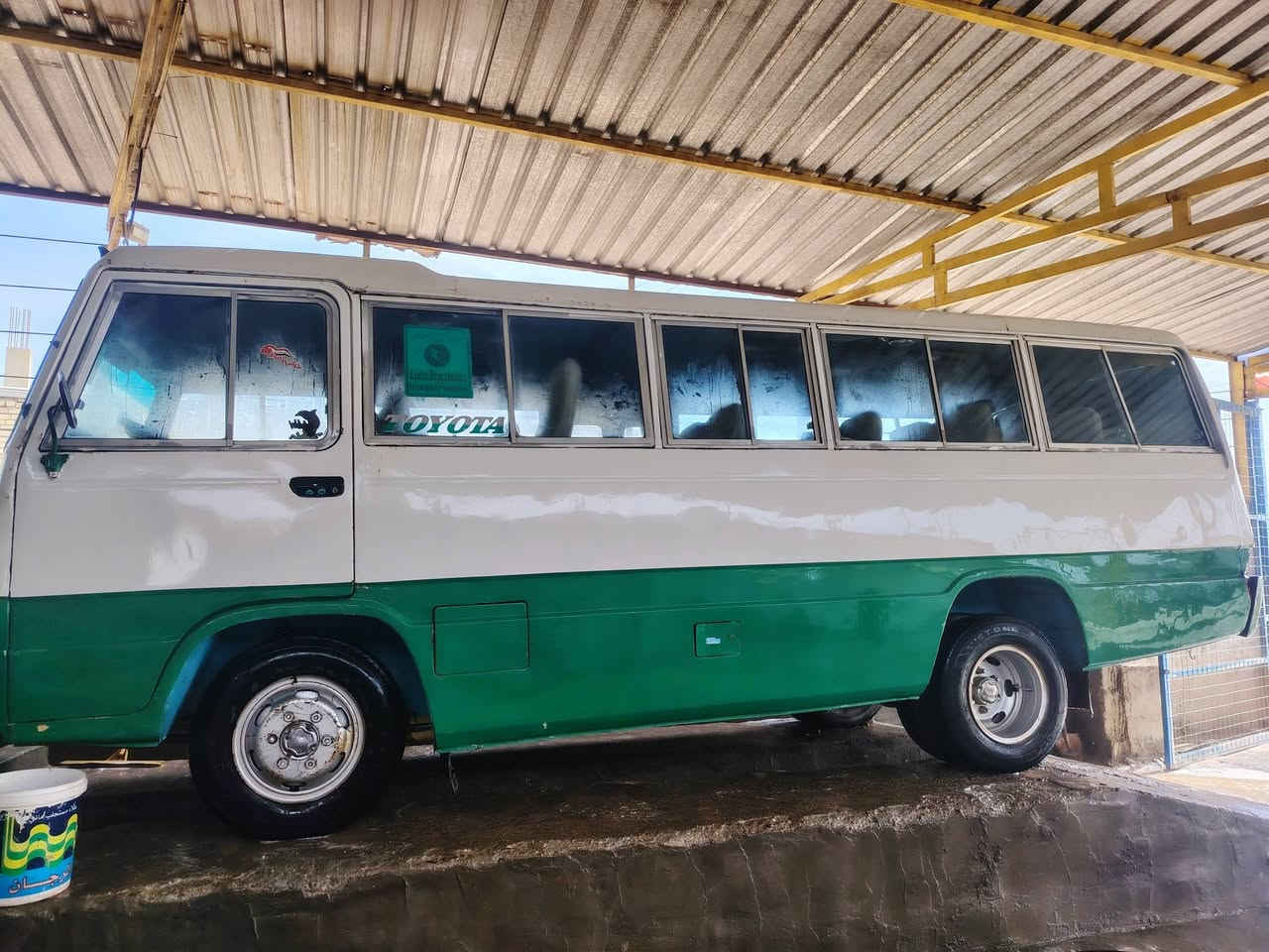 كوستر كصيفه للبيع مكينه بنكو شرط كارتون كير اكسن جدد تخم تاير كهرباىيات كله شغاله خارج وداخل مسجل كله شغال السعر 3 مليون وبيه مجال المكان نجف ***********
