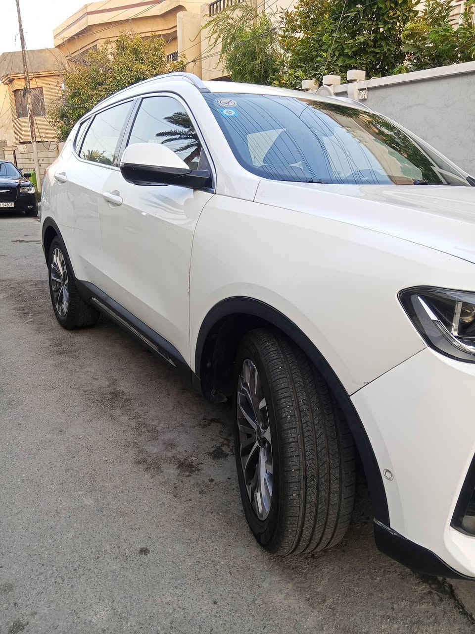 سلام وعليكم عندي هافال H6 موديل 2019 فول مواصفات 1/1 ماشية 62 الف بيها سيرفس من الشركة حجم المحرك الفين تيربو المرغوب گير السيارة DCT دبل گلج 7 سرعات
مواصفاتها فول ١/١ تحديد مسار 3أنظمة قيادة
مثبت سرعة رادات بكل مكان تبريد قطعتين شاشة دجيتل
انارات محيطية مخفية داخلي اوتو هولد مساحات خلفية
اشارات ترحيبية ب علامة هاڤال
كامرات امامي خلفي ٣٦٠ د 
كشنات جلد + تحكمات الكشن كهربائي
والمقاعد الأمامية مزودة ب هيتر  
مقعد سايق مساج و2 وضعيات كهرباء تحكمات ستيرن 
الستيرن هيتر 
مرايات شفط وتحكم ب بصمة
اشاير بل مري
هاند بريك بصمة
" اوتو بارك توقف الركن الذاتي "
اشارات ترحيبية ب علامة هاڤال
بك لايت ليد 
حساس اطارات 
مانع انزلاق 
شاشة كبيرة + شاشة اعطال
رادار جانبي + رادار امامي
مراقبة النقط العمياء 
نظام ABS
شفتات بل ستيرن ( تنطيك طابع رياضي)
شحن لاسلكي صندوق كهربائي
بيها دبل بصمة تشغيل (2)
سقف بانوراما
بطارية جديدة
صدر امامي وخلفي جديد
تبريد شاشة  بيه سونار كدام عينك
سعر 135 وبيه مجال 
مكاني بغداد حي جهاد 🏡
***********
