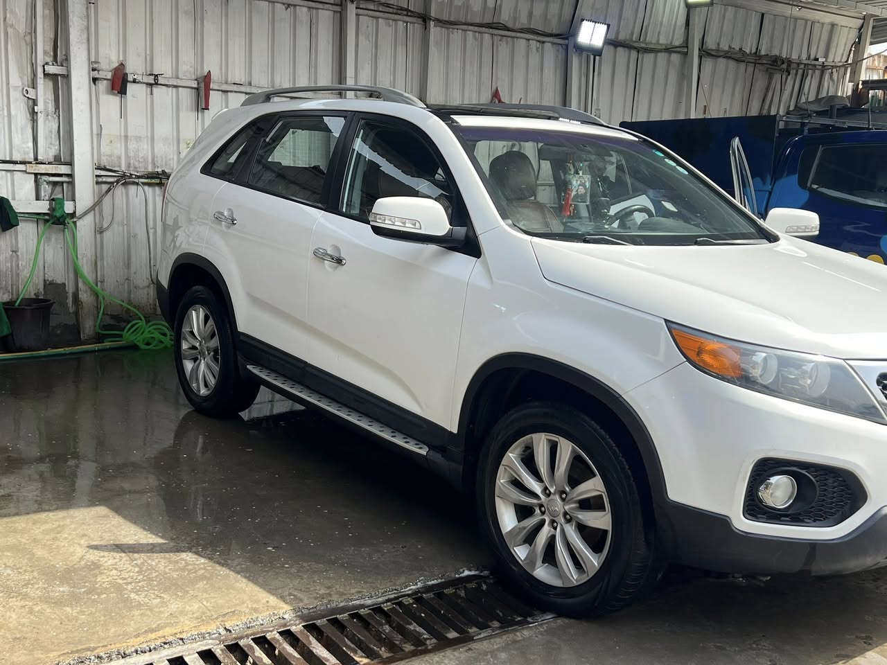 سورنتو فول مواصفات موديل 12خليجي قمارة بني روما كشنات كهرابائي تبريد 3قطق  خير من الله عل بلاد فقط جنطة طخة ومصبوغة السعر خاص***********
