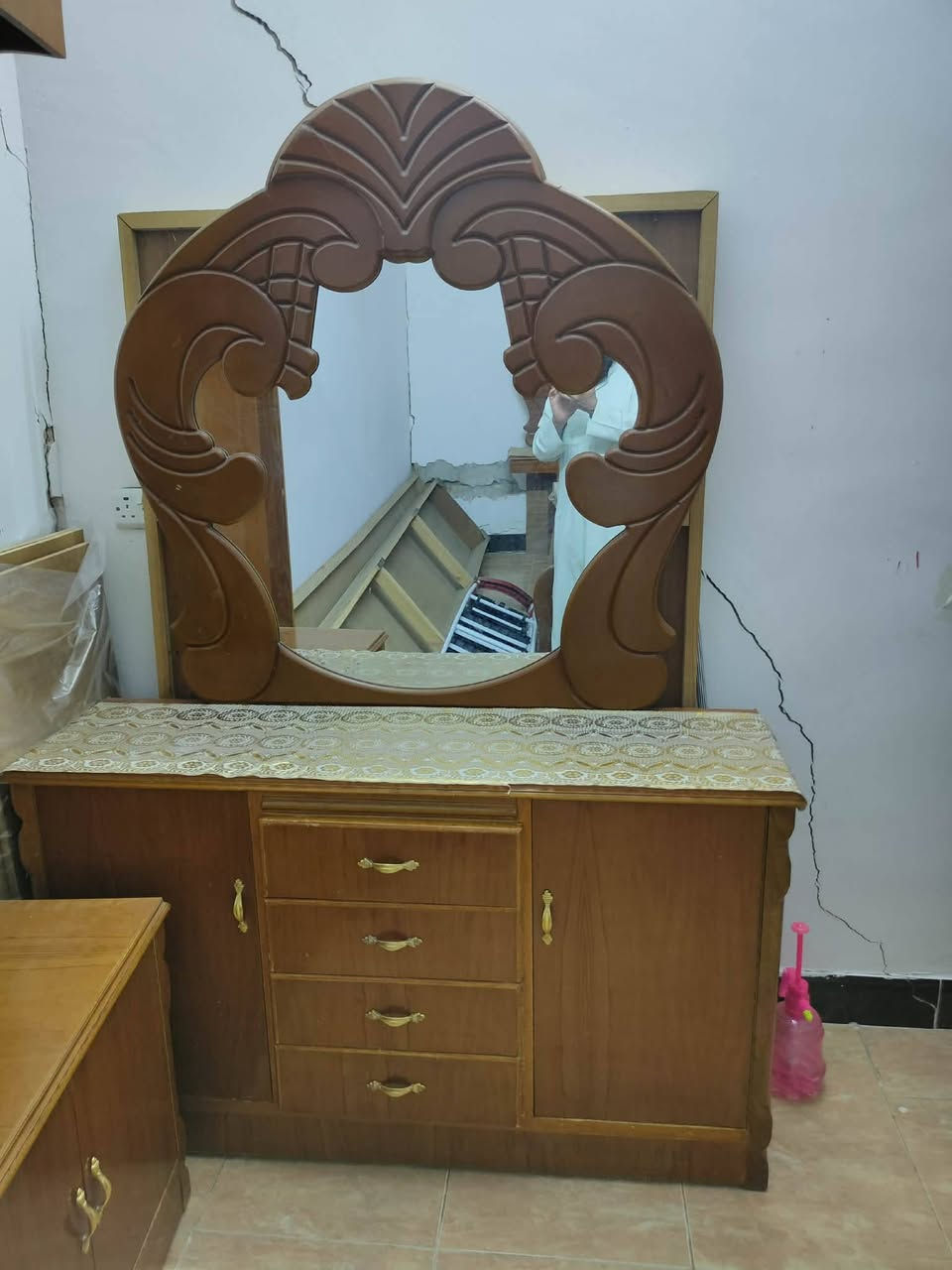 غرفة اخشاب عراقي تسكام درجة فوق الأولى السعر ٩٠٠
الكنتور فاتحة موجود ما صورته
للعلم بس الكنتور بهذا السعر
مكانها الناحية 
راسل خاص استفسر


**إذا كنت صاحب هذا الإعلان وتريد حذفه لأي سبب، رجاءا أرسل رسالة إلى الدعم الفني**