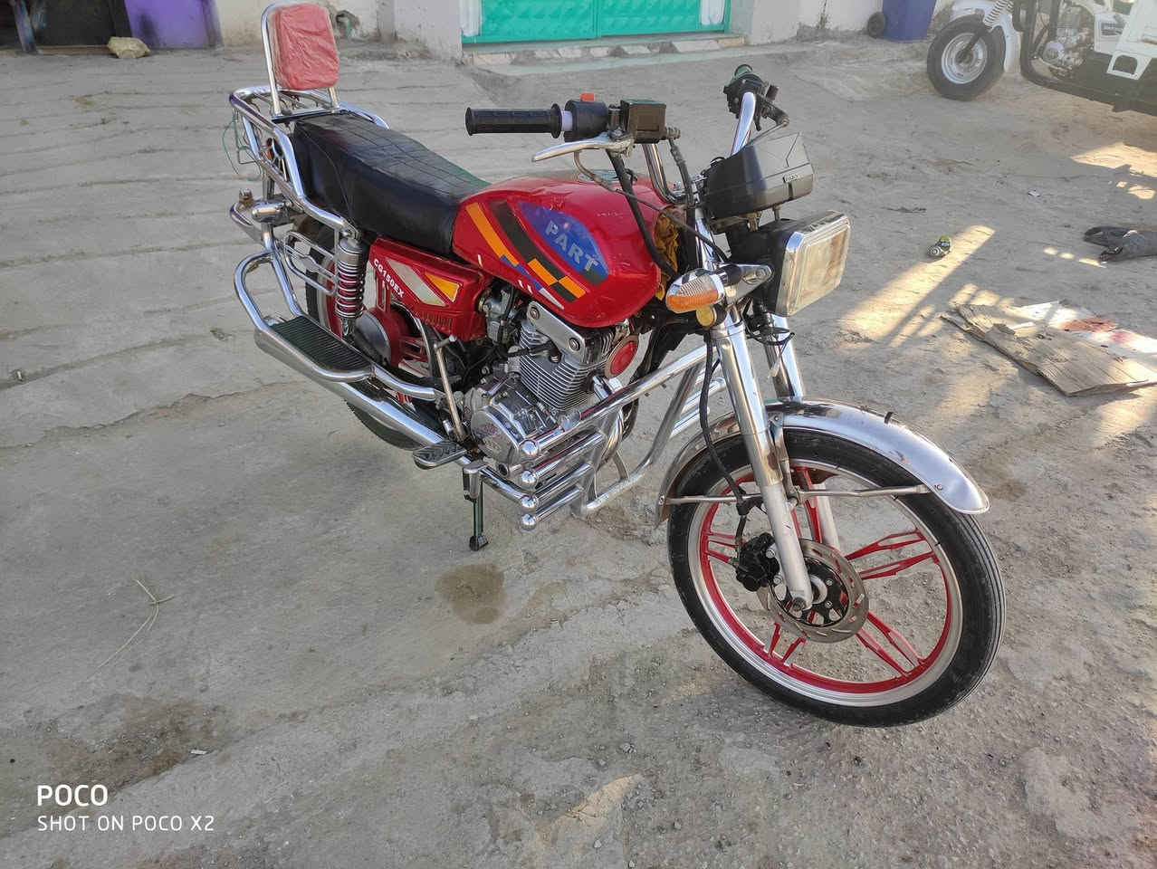 السلام عليكم للبيع بارت نفخ وراق اصولي مديل 22 مكينه مكفوله كهربائيات كلهه شغاله كل  نقص مابيهه جاهزه مكاني شطره أسعر 950 مكلف بنشر شراي يخابر ***********
