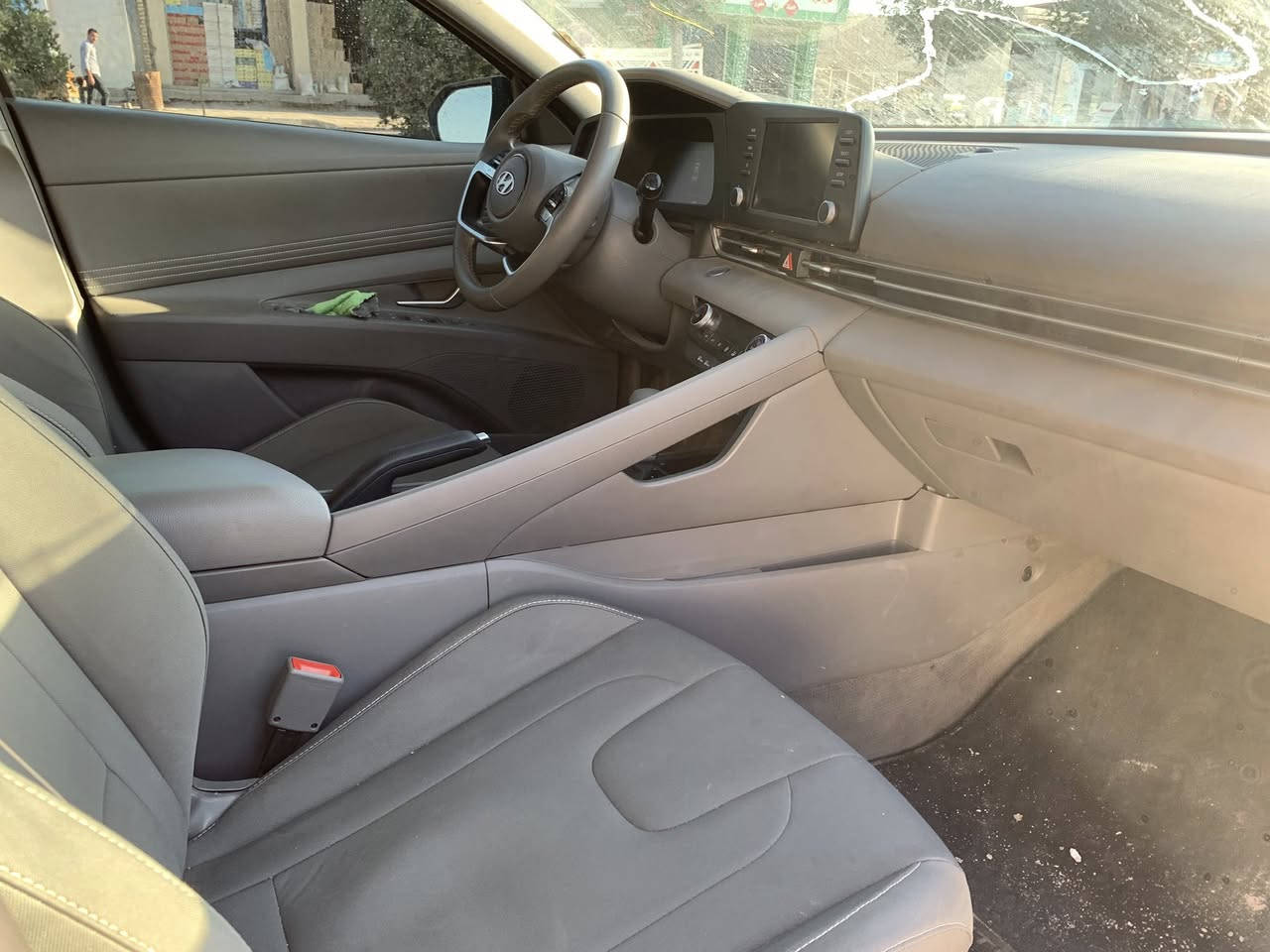 السلام عليكم 
النترا موديل 2025 حادث جاملغ وبنيد محرك دوش سيارة بلحقيقة أحلى من صور  السياره داخله للعراق قبل شهر ونص
ما مرقمه مكلف ب النشر ‭٠٧٧٣ ٣٨٨ ٤٩٨٥‬
***********
