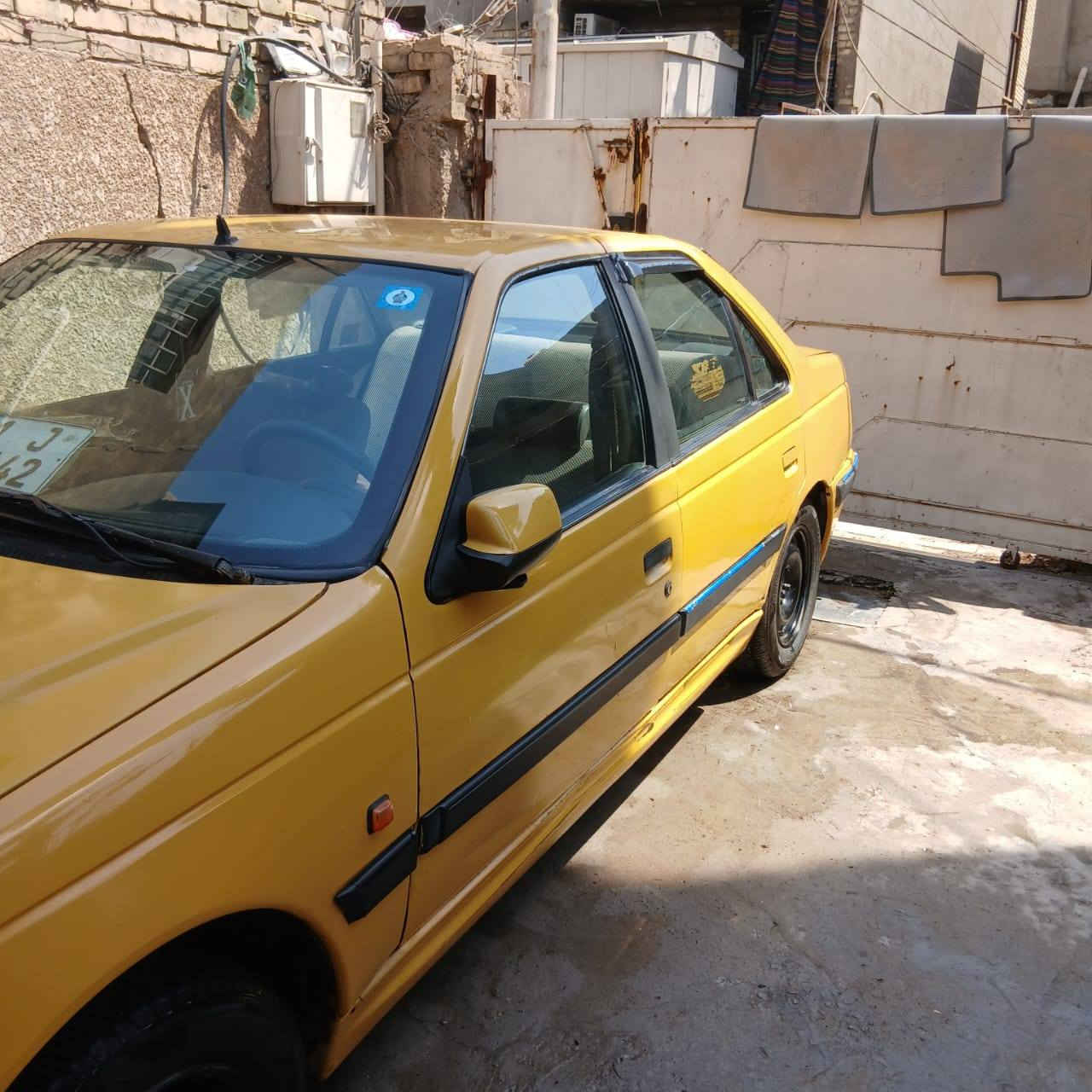 سلام عليكم بيجو موديل ٢٠١٥ للبيع رقم بغداد بسمي مصفره هيه سيارة مكفوله بيها طخه بدعاميه وخيط تبخير صدر جديد باتري جديد مابيها نقوصات مكانه بغداد سعر 36 ورقه رقم تلفون ***********
