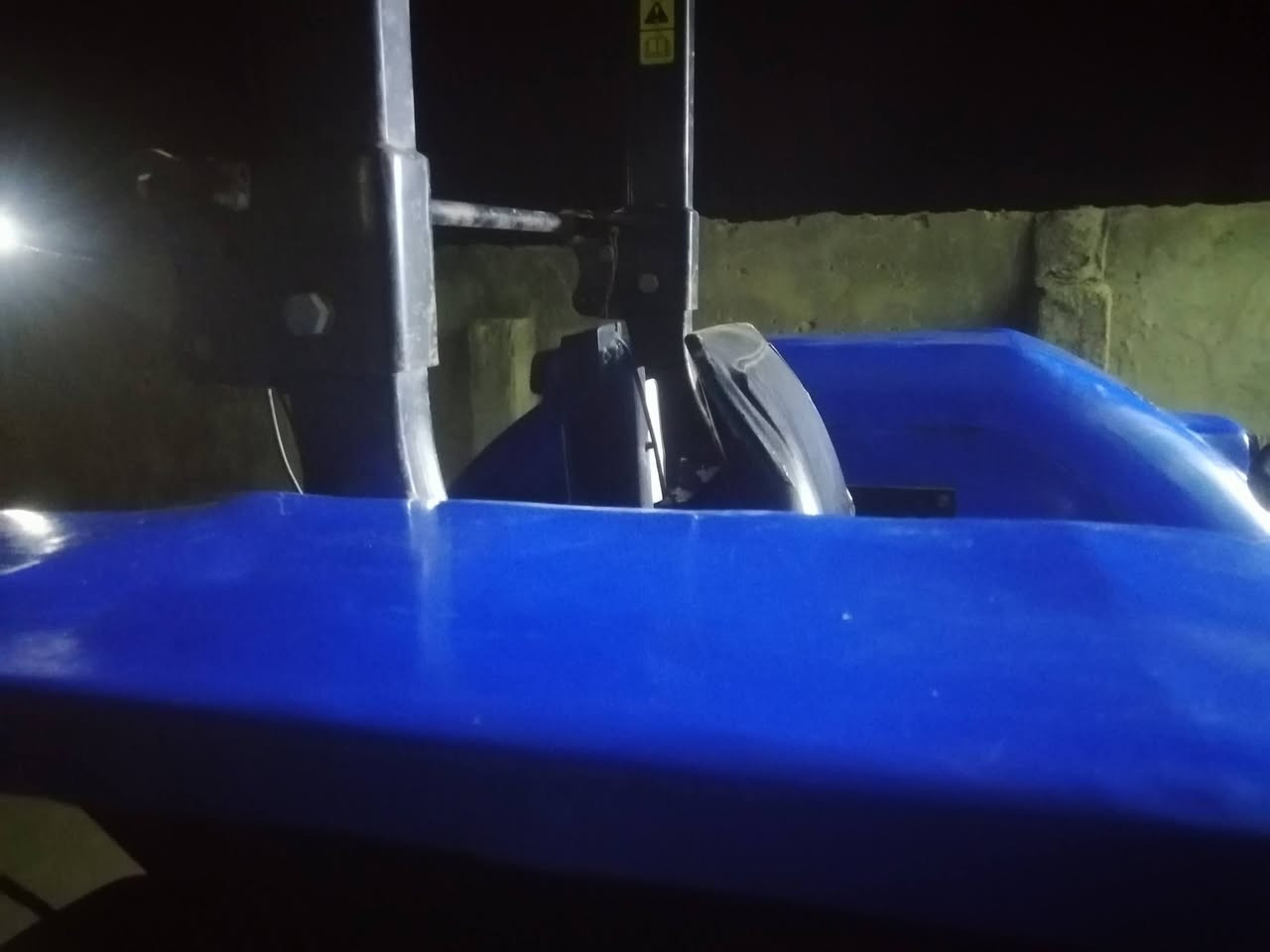 يوهلند للبيع موديل ٢٠١٥ مكينه جديد رقم وسنويه واسط
للستفسار علئ ***********
