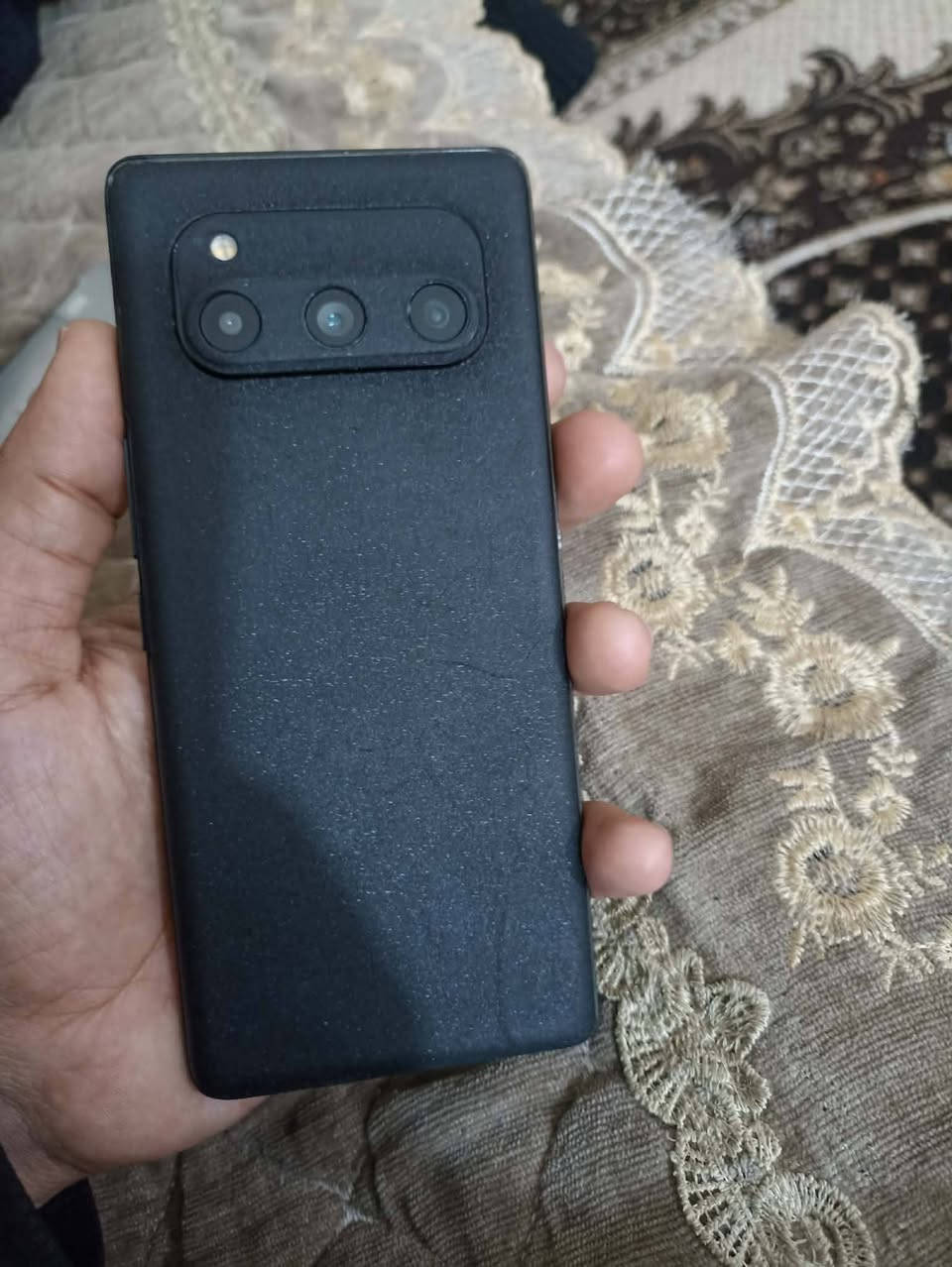 Daria bond
ذاكره 256الرام12
جهاز نضيف مابي عيب 
سعره 160وبي مجال يرهم مراوس 
***********
