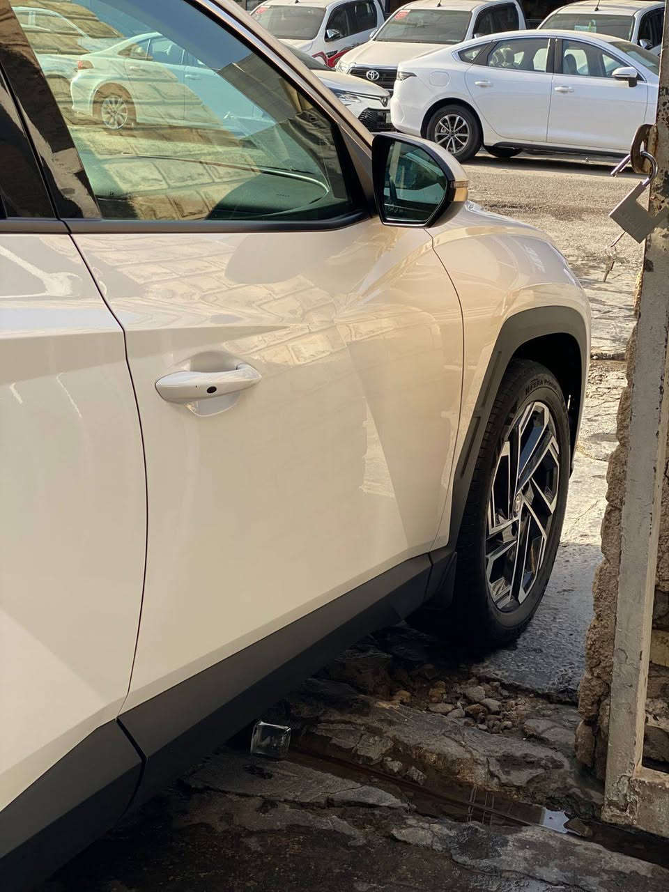 توسان 2025 خليجي
ضمان شركه الاولى
ويل 19 كشنات تبربد 
ماشيه 17 الف 
السيارة بحالة الزيروو
السعر 229$
العنوان بغداد معارض النهظه 
***********
مكفولة كفالة عامه
