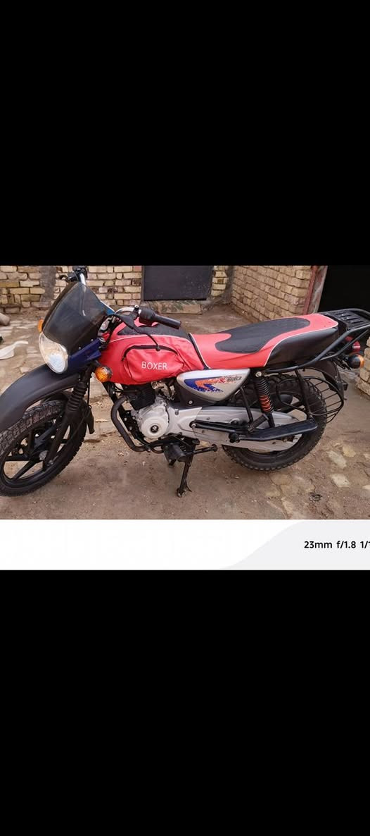 السلام عليكم للبيع دراجه بوكسر موديل ٢٣مكان ميسان مكفوله برغي مامفتوح بيهه ‏‏‪***********‬‏
