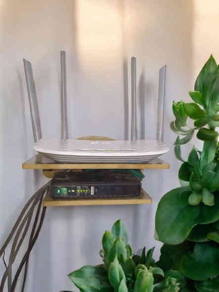 جملة جملة جملة جملة    ومفرد
> ✋ ها حبايب، شوفوا الرف الجديد من شغل الراوتر مالنا 🔥
الخشب مرتب والتصميم مضبوط عالملّيم 💪
يصلح للديكور أو ترتيب أغراضك بكل مكان — بالبيت، المكتب، أو حتى بالمحل 👌

تريد نكتب عليه اسمك أو لوغو مشروعك؟ يصير 😉

راسلنا وخل نسوي تصميمك الخاص 🌟

📸 شغلنا يحچي عنّا… كل تفصيلة بيها دقّة وحب ❤️

للاستفسار واتساب 
***********
***********
#CNC #راوتر #شغل_نظيف #ديكور #تصميم #اثاث_عصري #رفوف #Handmade #ديكور_بيتي #مشاريع_عراقية #صناعة_عراقية #الروسي_للطباعة #رف #راوتر
