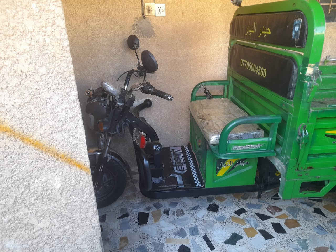 السلام عليكم ستوته موديل 25 بصمه وسويتش بطاريات جده تخون تاير جديد ستوته جديده غير من اللهكهربائيات كلها شغاله مكان الستوته الزعفرانيه الوليد رايدها بمليون وربع وبيها مجال قليل وهذا رقمي واتساب ***********
