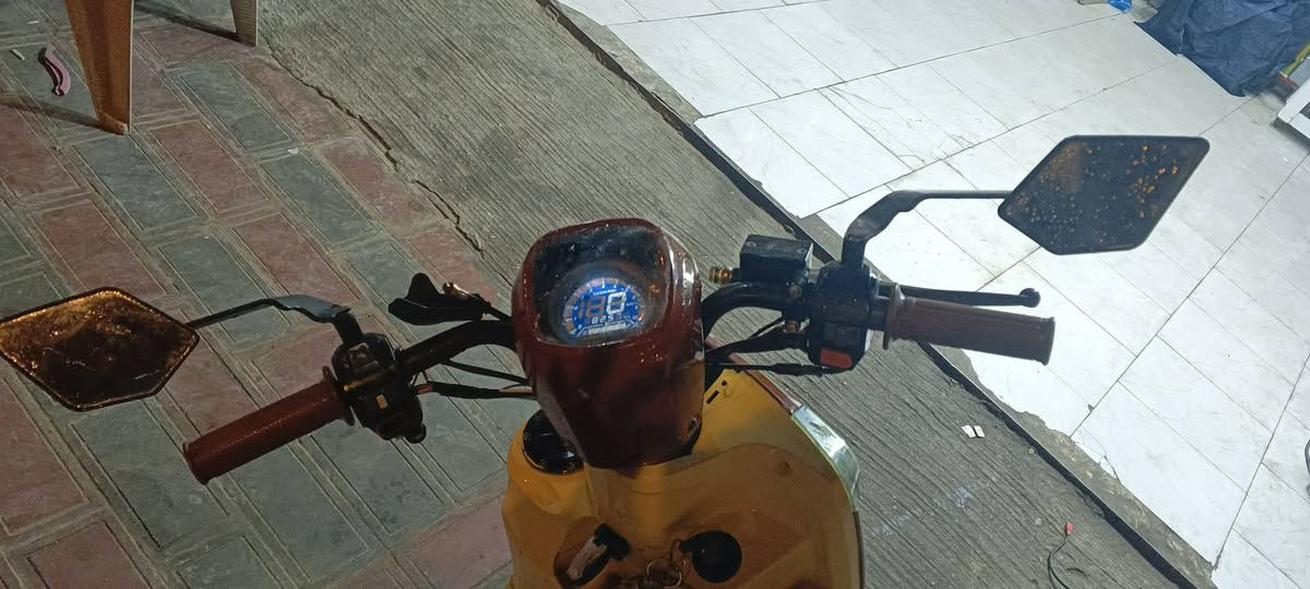 سلام عليكم بوليس صيني امتياز ياباني مديل 2023 الدراجه نكره مكينته مفتوحه بوشه 55 شلعه معدل ما ناقصه اي شي بس يده هندر ويل امشيف امرايات بطح رياضي اكلج امامي رياضي صلنصه FM كفراتفه ابلاديه مصبوغه السعر 500 العنوان كربلاء رقمي ***********
