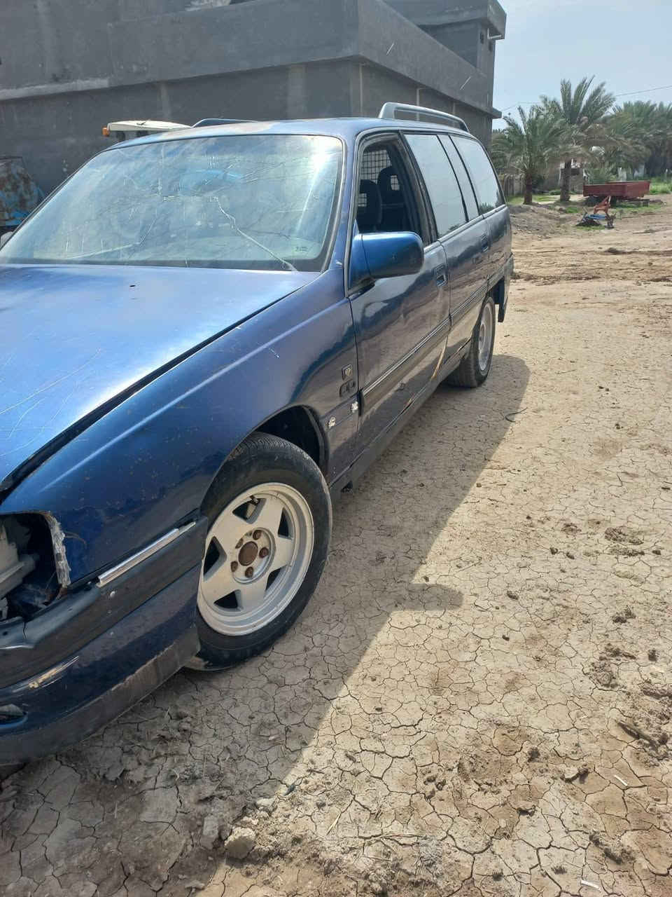 سلام عليكم اوبل مديل 91 بلاديه لابيه طخه ولا ظربه رقم قادسه تحويل شوكت مايعجبك السعر 20 وبيه مجال للاتصال علئ رقم  ***********مامتواجد علفيس
