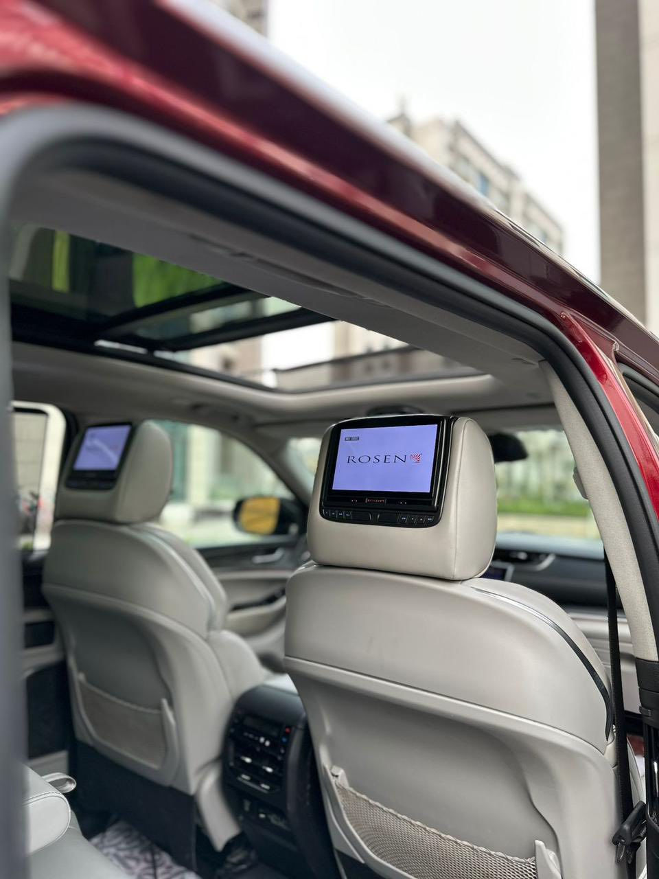 Jeep grand shiroki 2022 overland
***********

***********

309 ورقە بیها مجال

• تشغيل بصمة + ريموت ستارت

• كراسي جلد أبيض تدفئة وتبريد

• ميموري للكراسي

• شاشة كبيرة + Apple CarPlay

• كاميرا 360

• حساسات أمامية وخلفية

• رادار + لاين اسست

• شحن لاسلكي

• ستيرن تدفئة

• باب خلفي كهربائي

• نظام اختيار وضعيات القيادة

• رنكات وكالة

• أضوية LED

• نظام صوت ممتاز

• دخول ذكي بدون مفتاح

السيارة نظيفة جداً، استعمال شخصي ومرتبة

ما تحتاج أي صرف ✨
